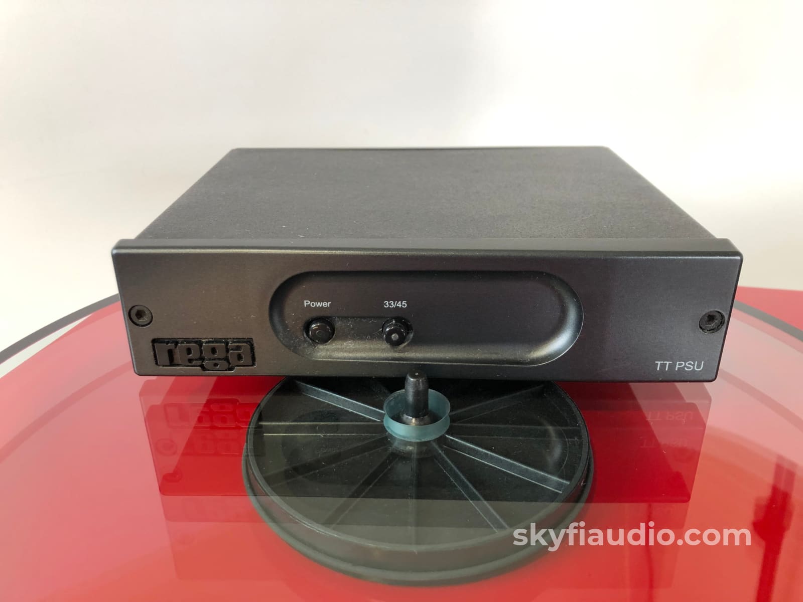 Rega Planar 3 (P3) Turntable With New Sumiko Amethyst Cartridge