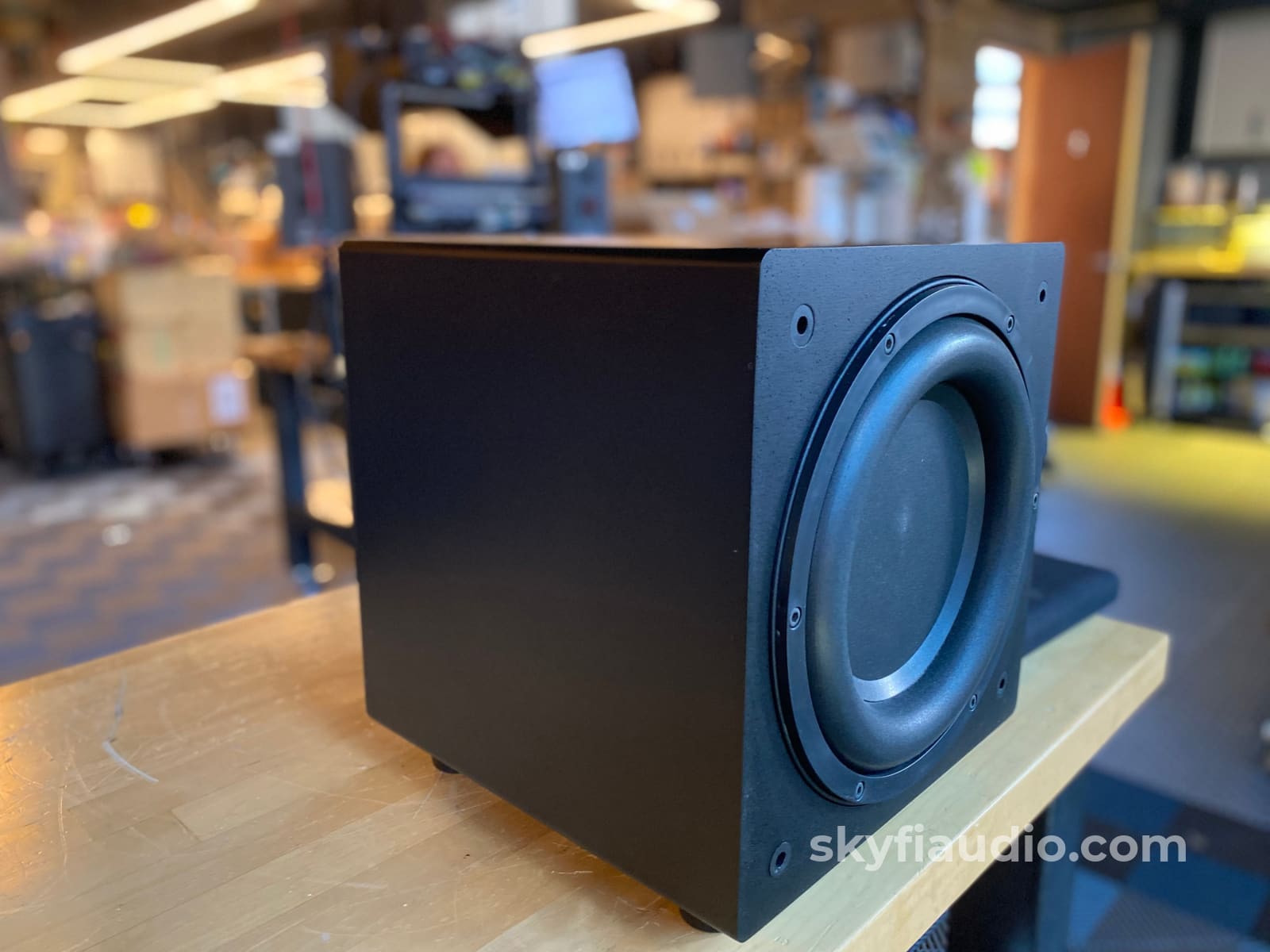 Rel Acoustics Q201E 10 200W Powered Subwoofer Speakers