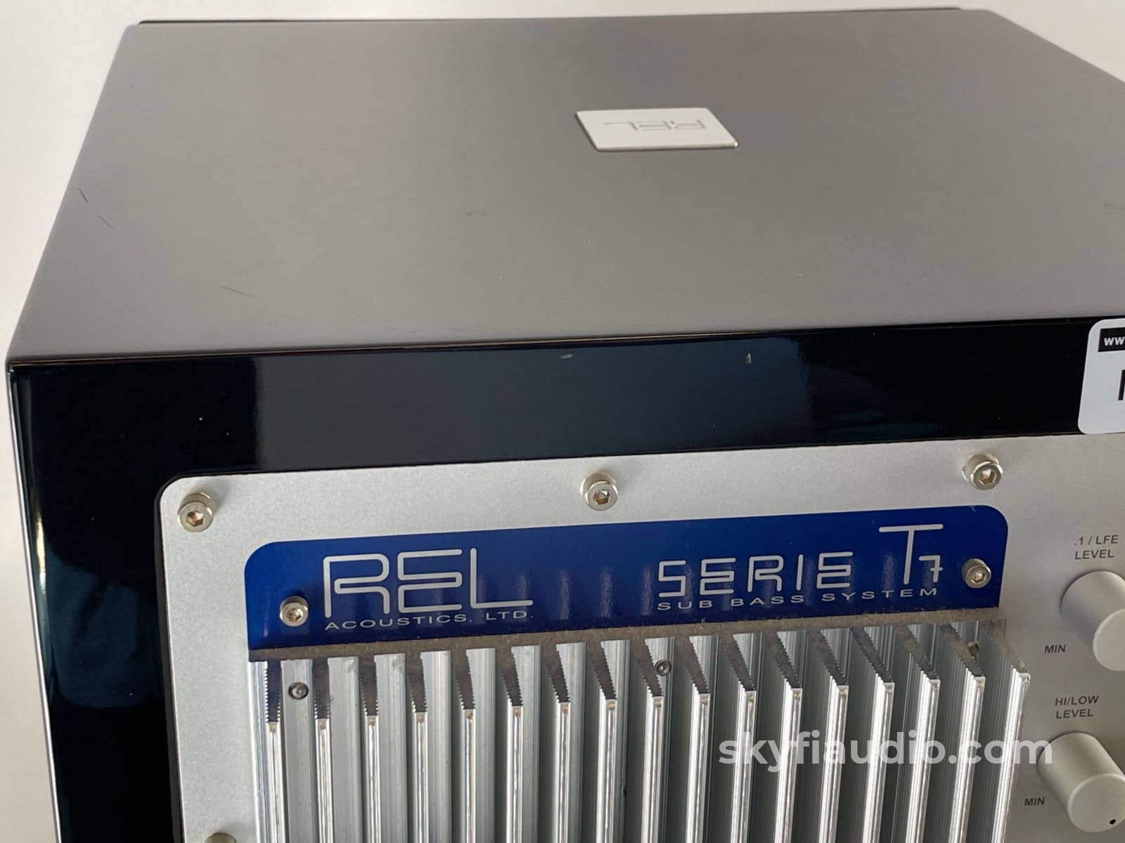 Rel Acoustics T7 Subwoofer - 200W Class A/B Amplifier With Dual Woofers Speakers