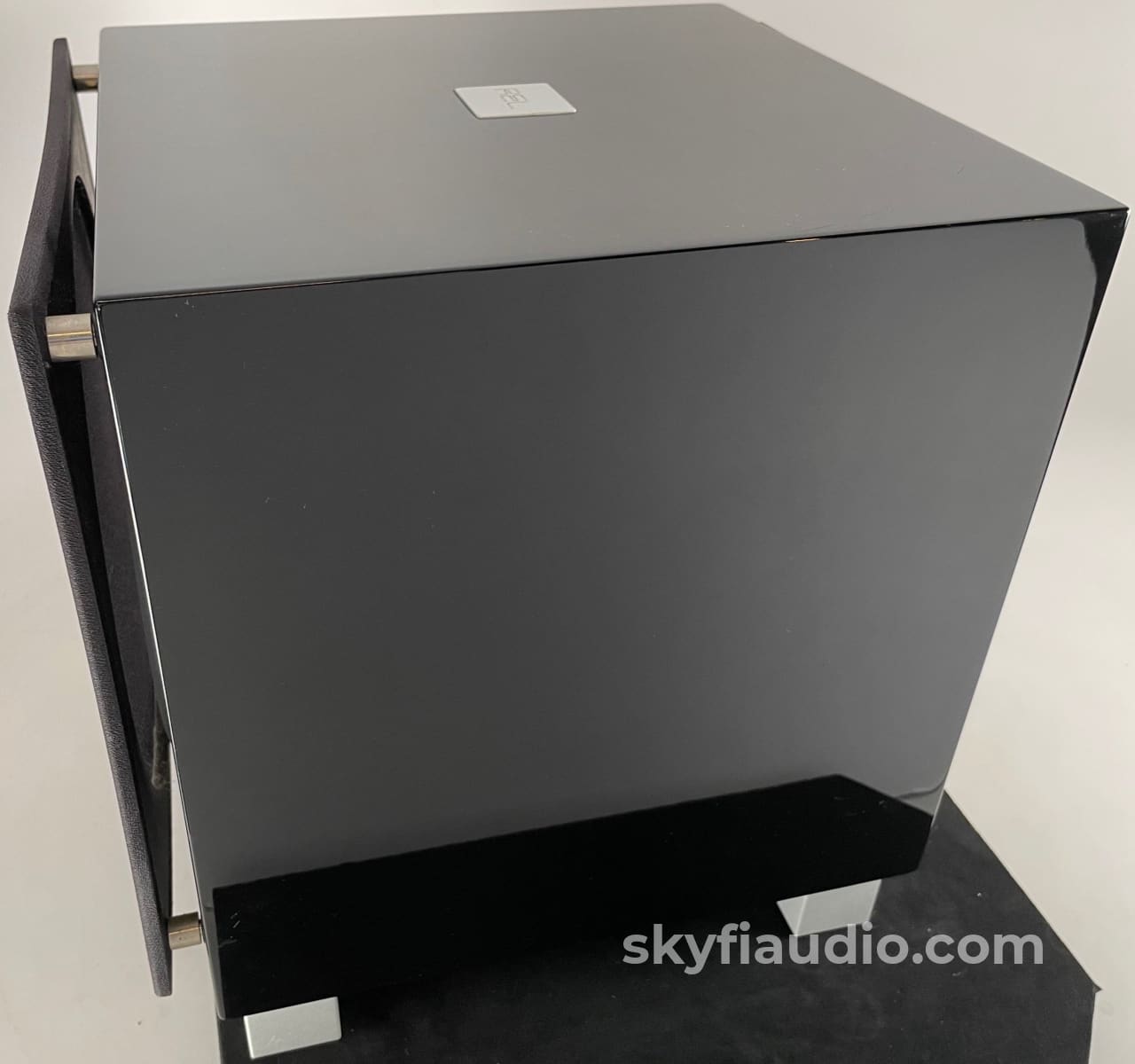 Rel Acoustics T7 Subwoofer - 200W Class A/B Amplifier With Dual Woofers Speakers