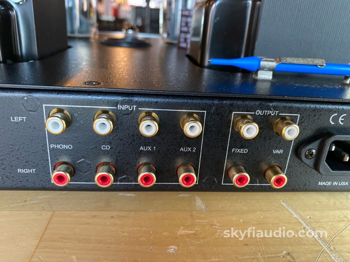 Rogue Audio Cronus Magnum Tube Integrated W/Solid State Phono Stage Amplifier