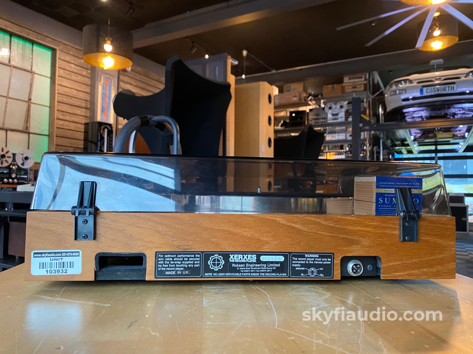 Roksan Xerxes Turntable Package With Power Stand And New Sumiko