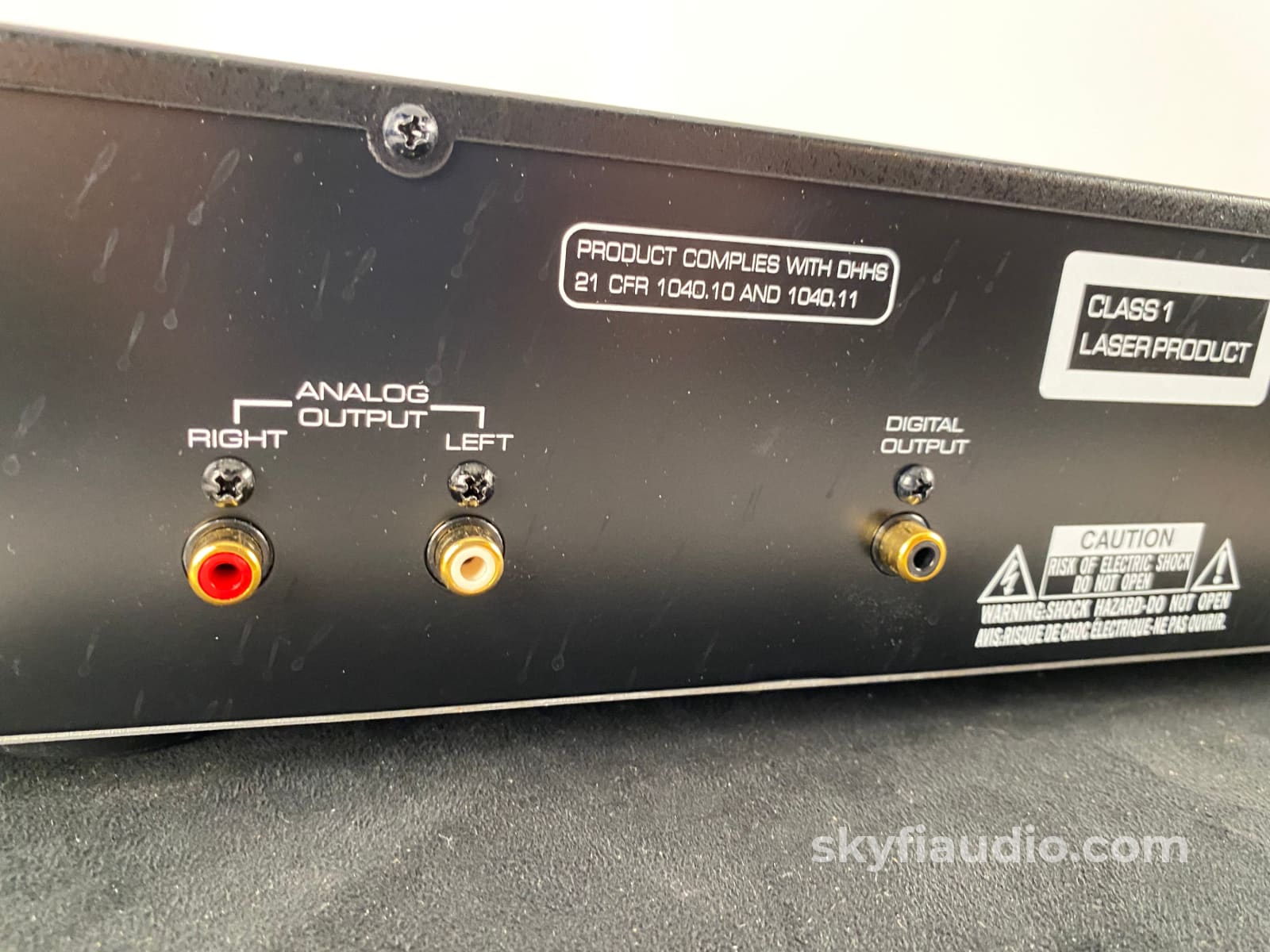 Rotel Rcd-1520 Cd Player Superb Wolfson Dac + Digital