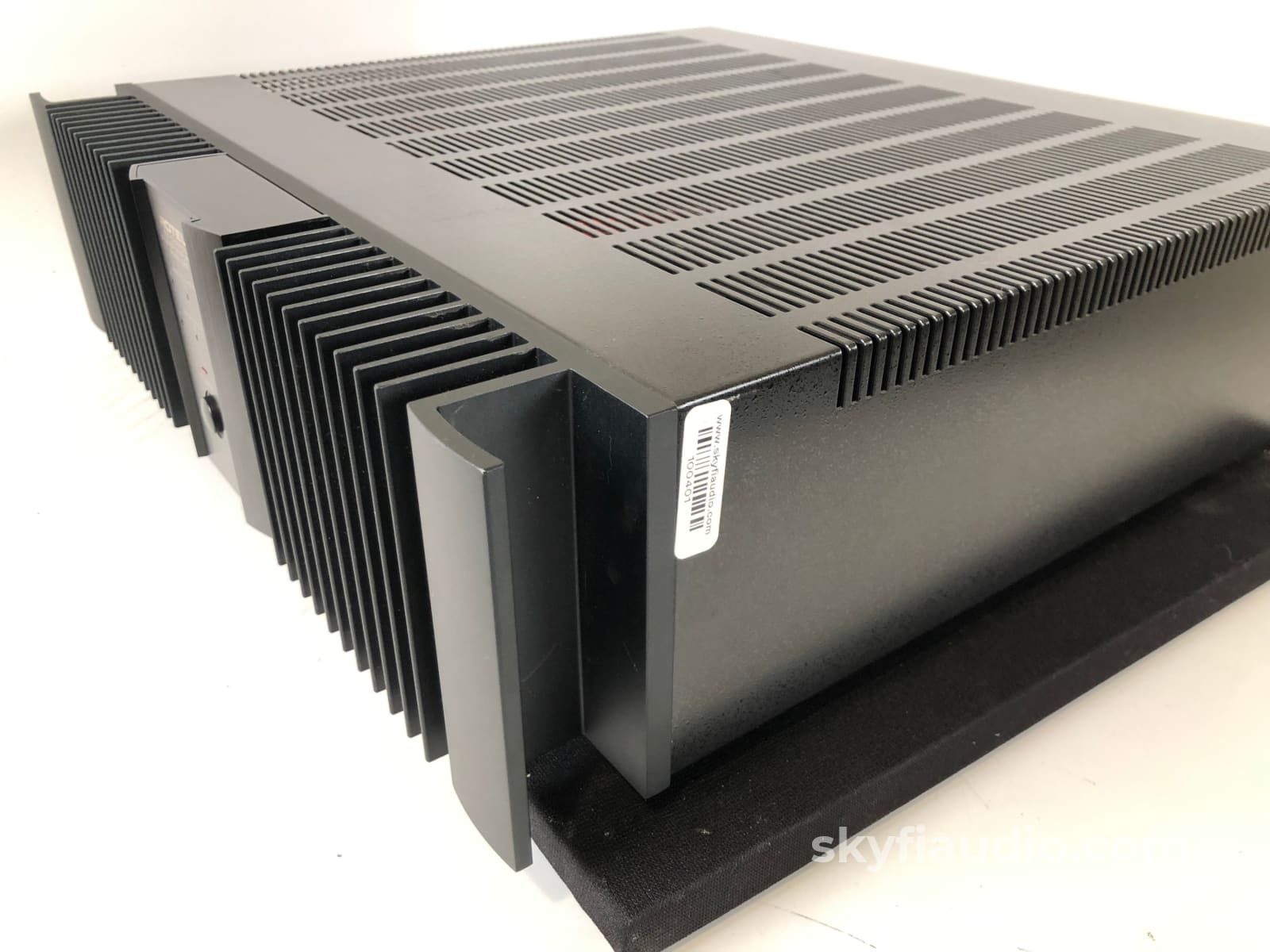 Rotel Rmb-1066 Six Channel Solid State Amplifier