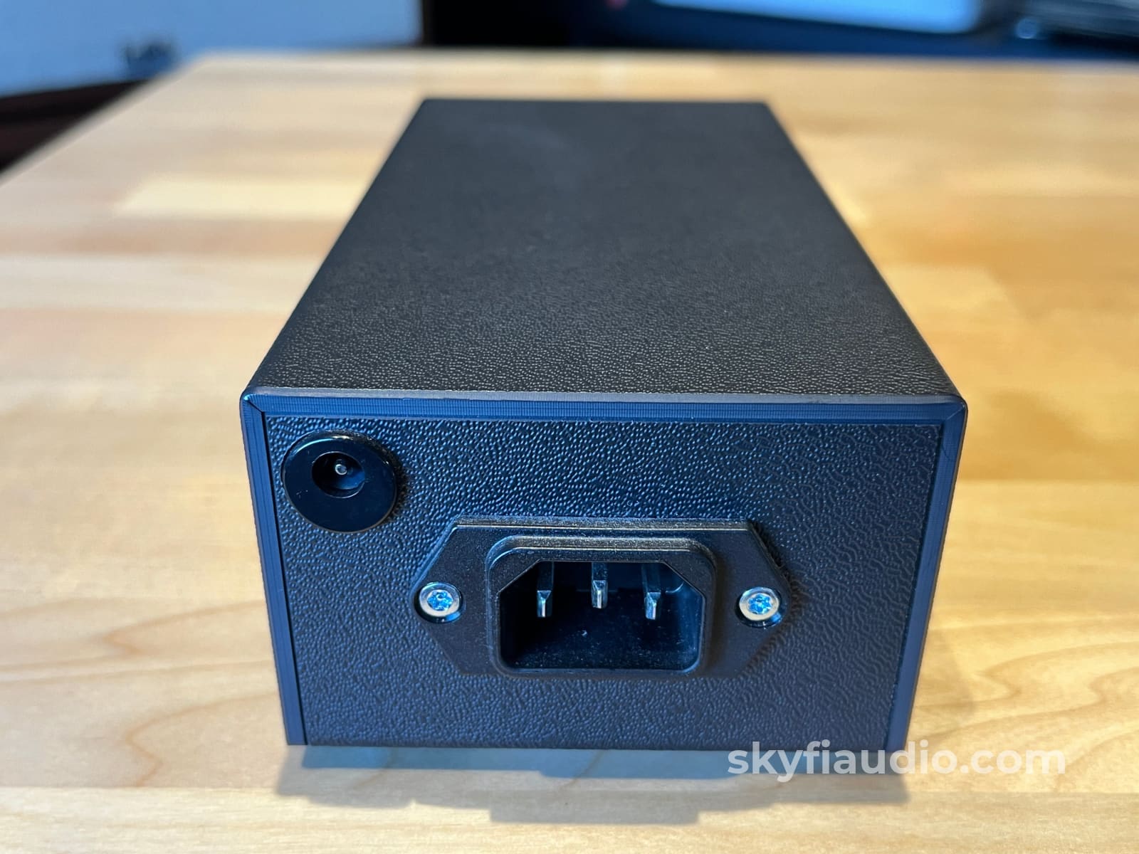 Russ Andrews Powerpak Pro 24V Power Supply W/ LVL-Cu - 1.5m Cable Accessory