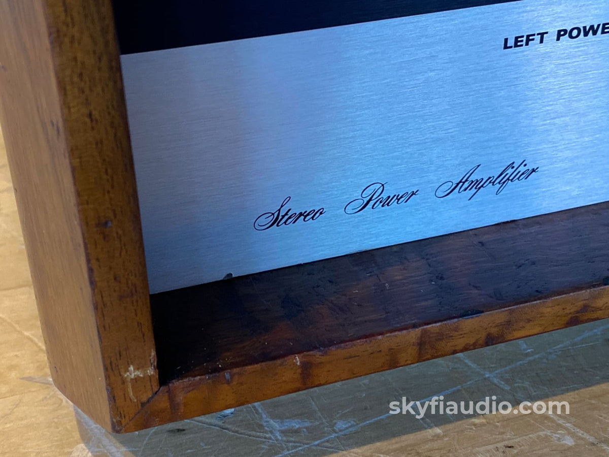 Sae 4 Piece Vintage System In Wood Cabinets - Wow!