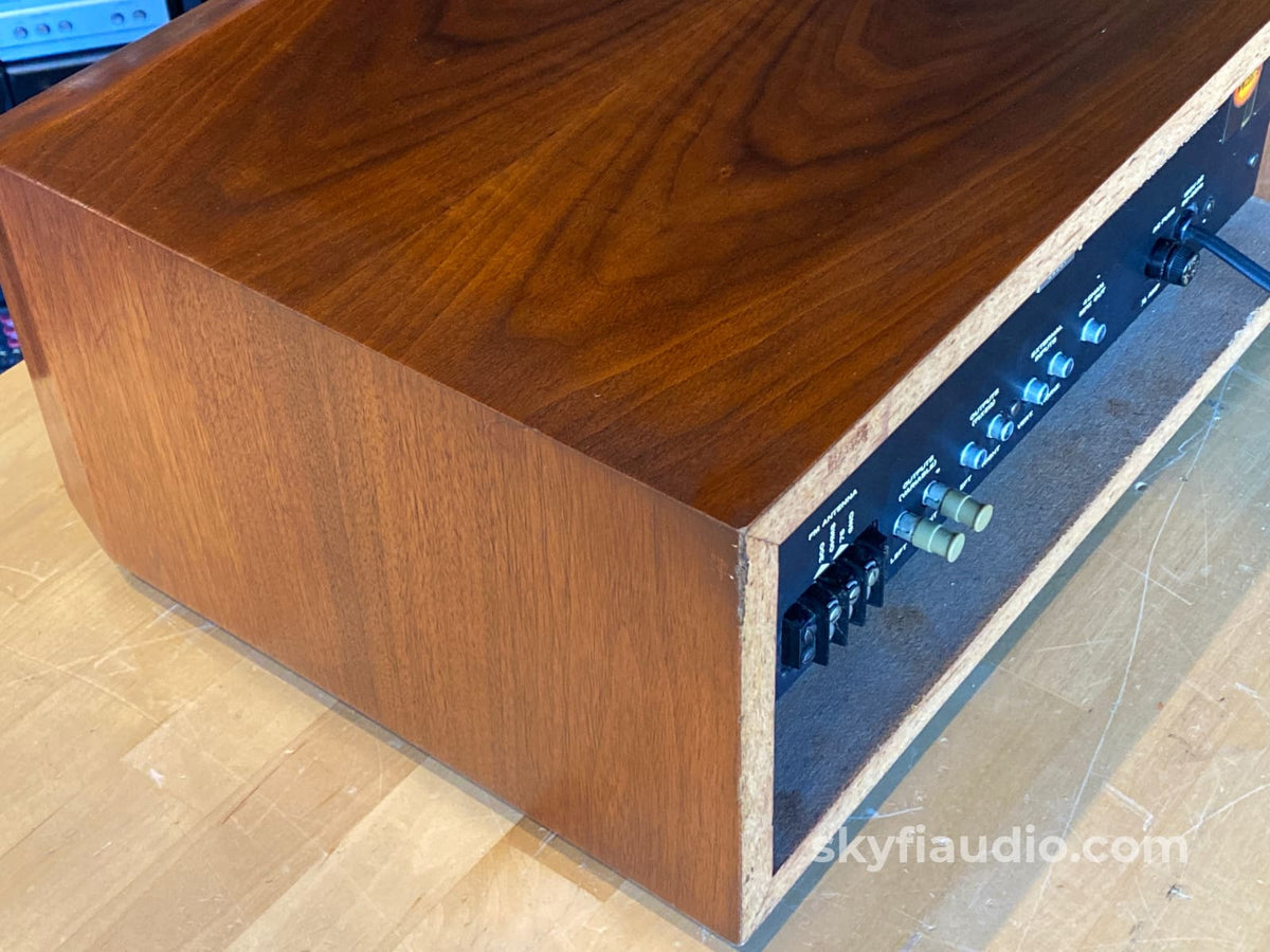 Sae 4 Piece Vintage System In Wood Cabinets - Wow!
