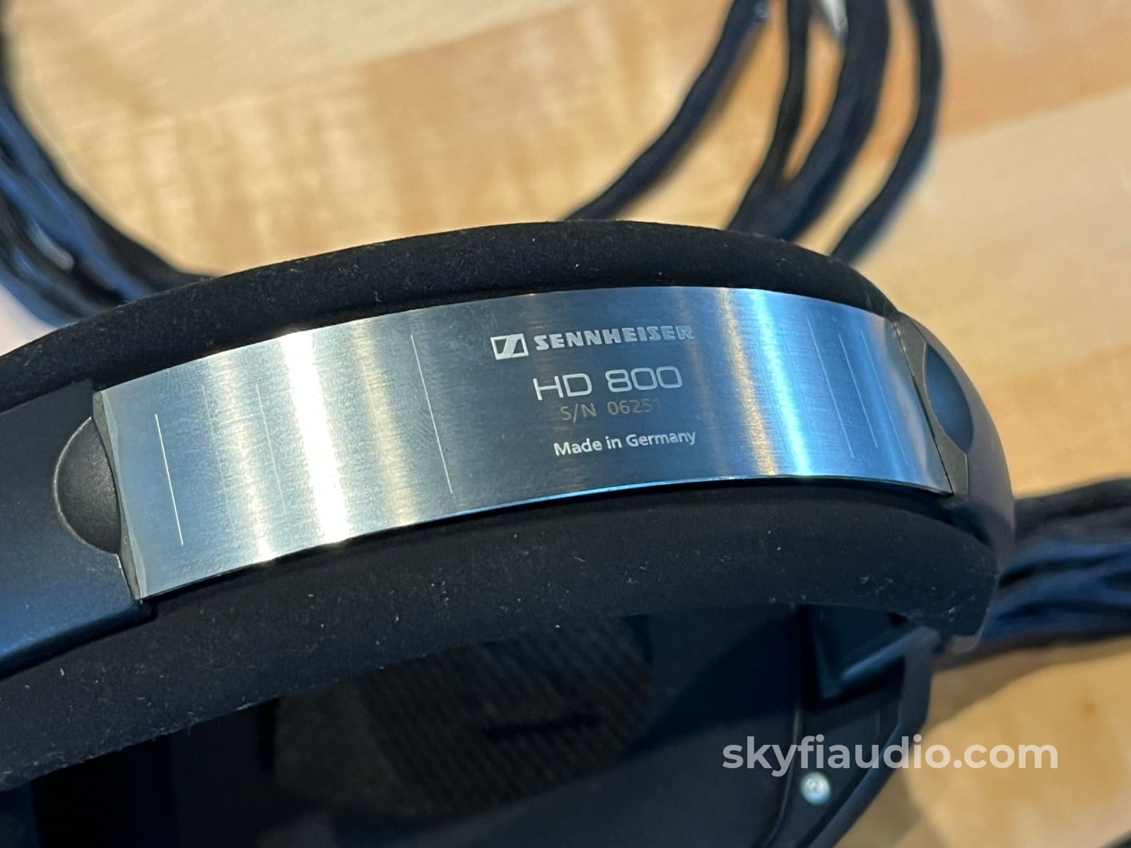 Sennheiser HD 800 Reference Open Back Headphones Headphones