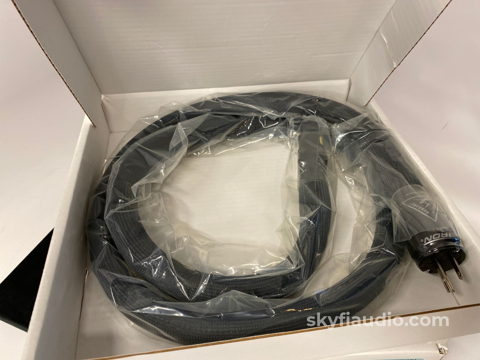 Shunyata Research - Cobra Zi-Tron C19 Power Cord With 20A Plug 1.75M Cables
