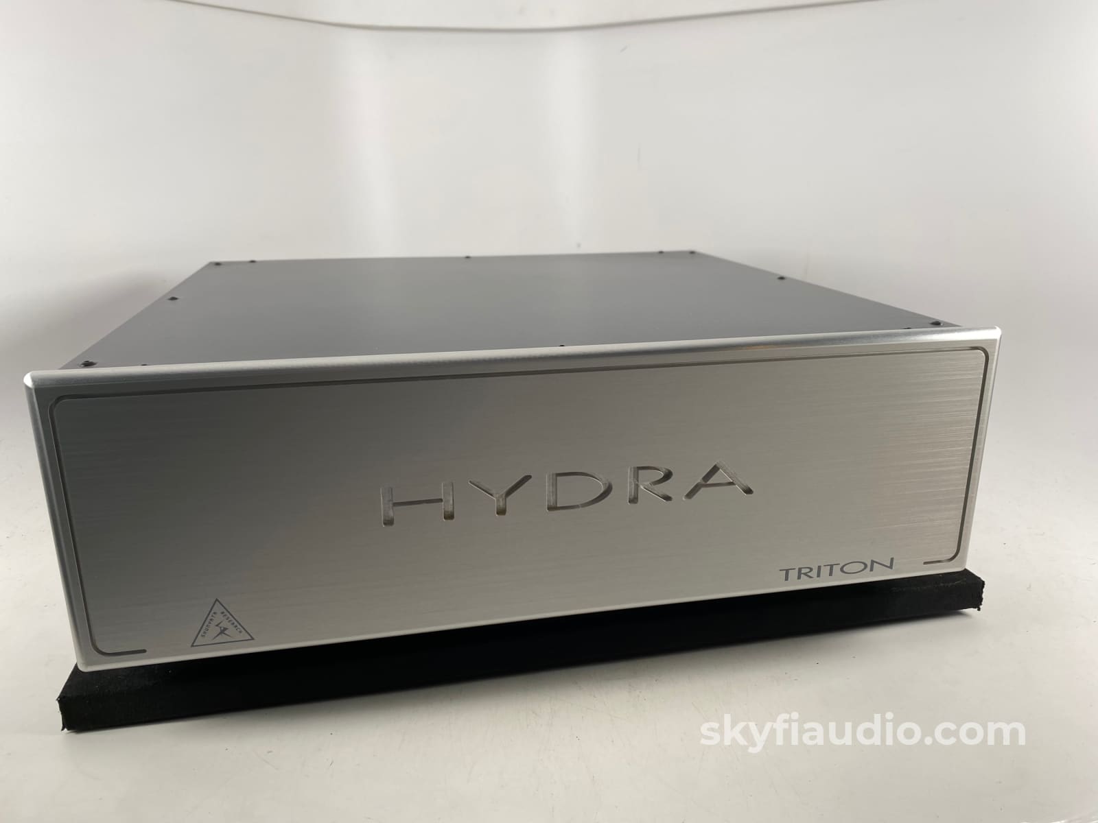 Shunyata Research Triton Hydra Power Conditioner Factory Upgraded To V2