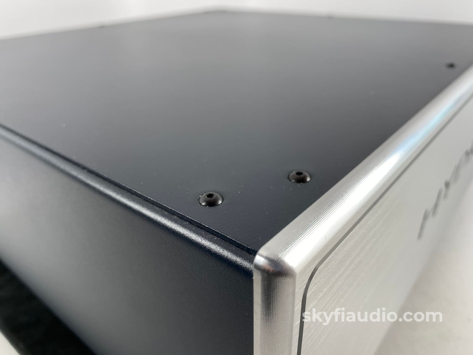 Shunyata Research Triton Hydra Power Conditioner Factory Upgraded To V2