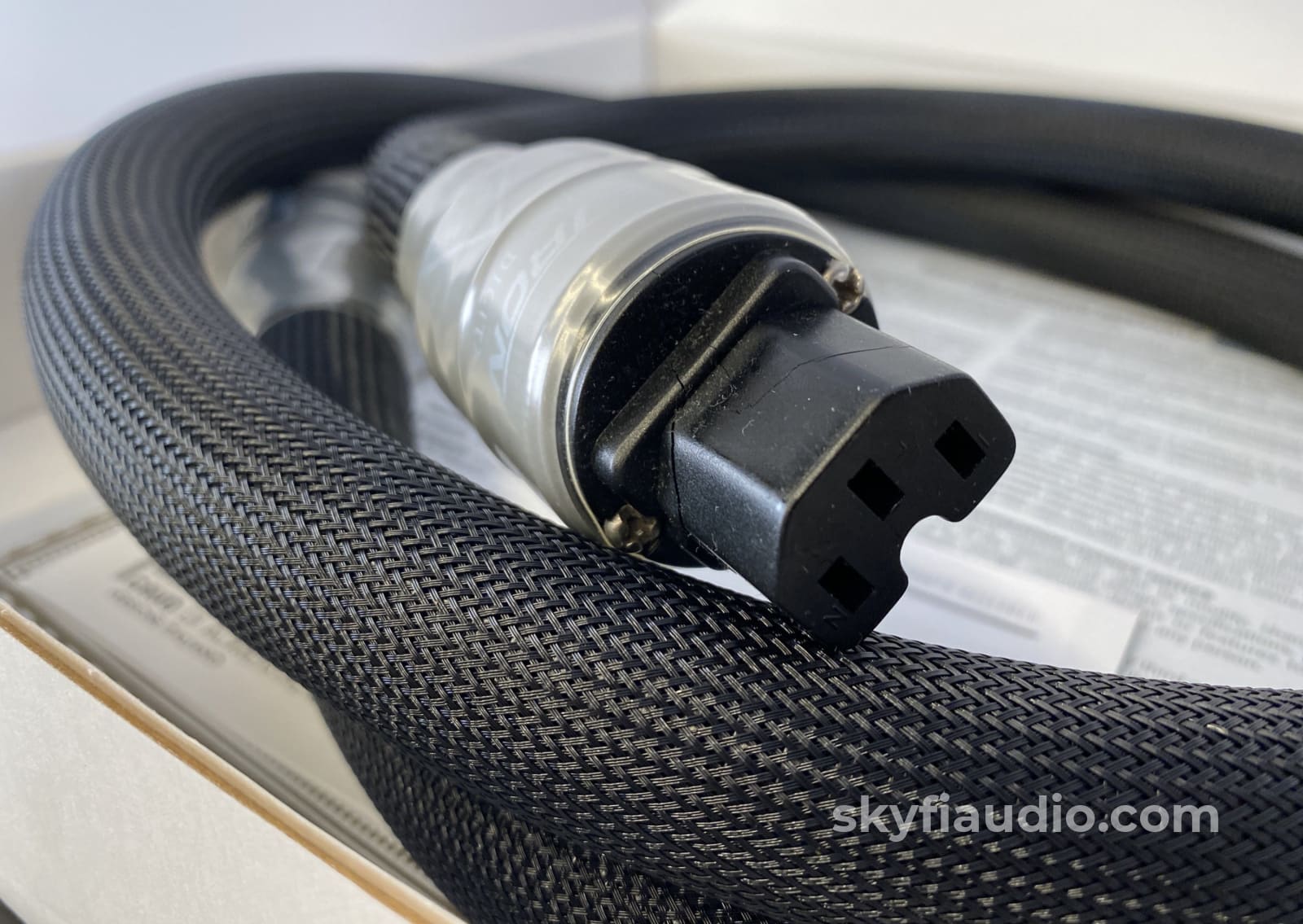Shunyata Research - Zi-Tron Alpha Analog C15 Custom Power Cable 1.75M Cables
