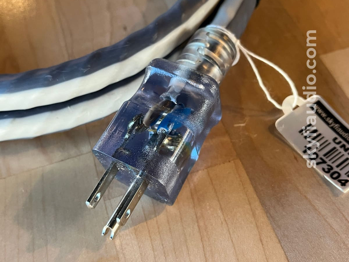 Shunyata Venom HC 10AWG Power Cable - W/ C19 Connector - 1.75m Cables