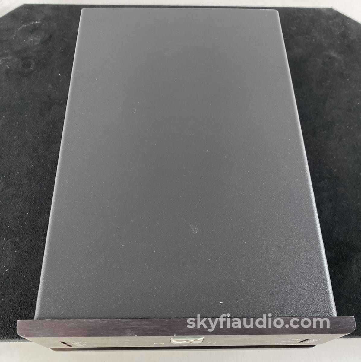 Simaudio Moon 300D Digital-To-Analog Converter (Dac) Cd + Digital