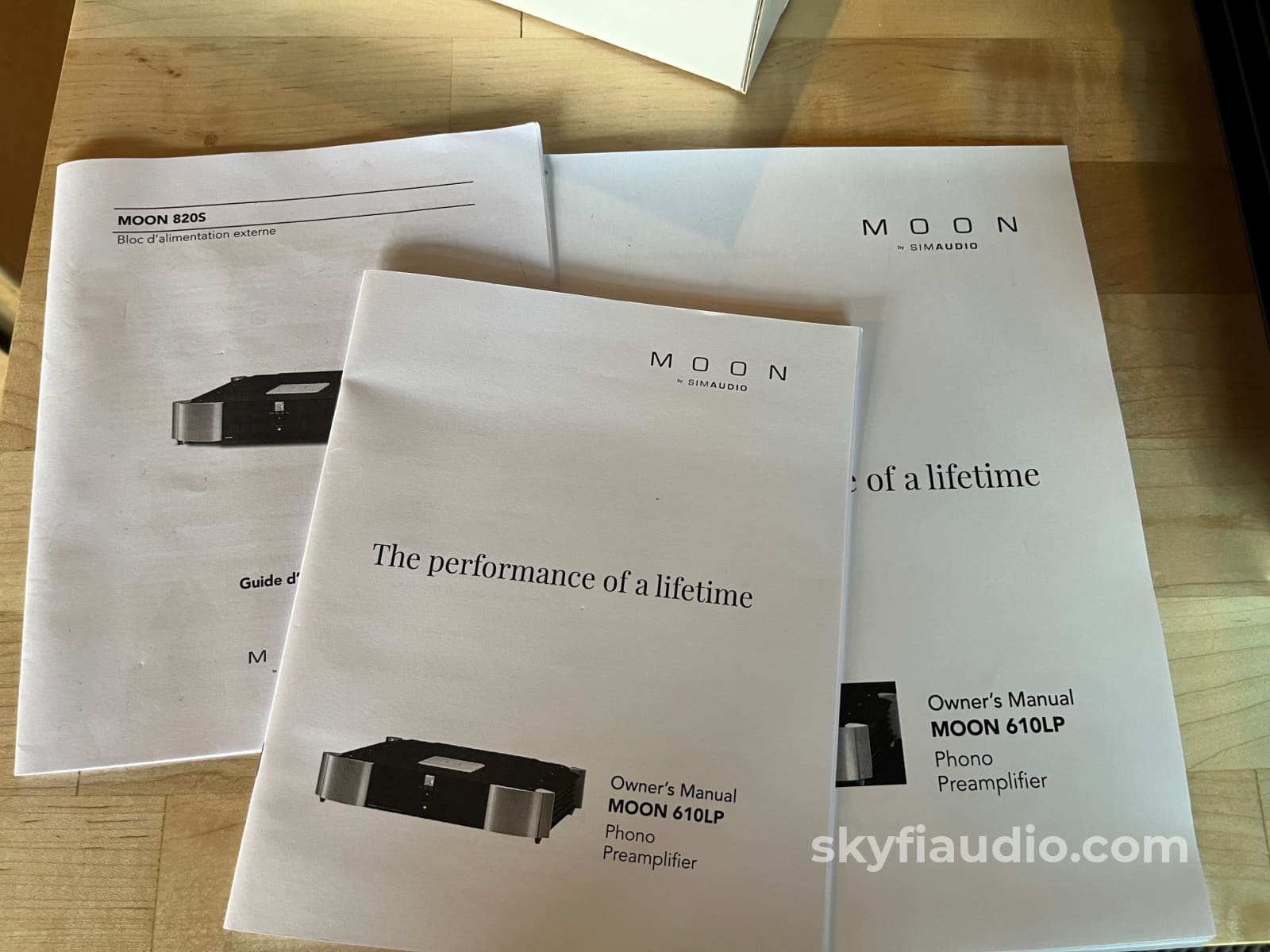 Moon Audio 610LP Phono Preamp + 820 S Power Supply w/ Stacking Bridges Preamplifier