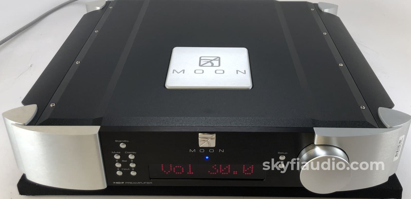 Simaudio Moon Evolution 740P Analog Preamplifier - Complete W/Remote Box And Manual