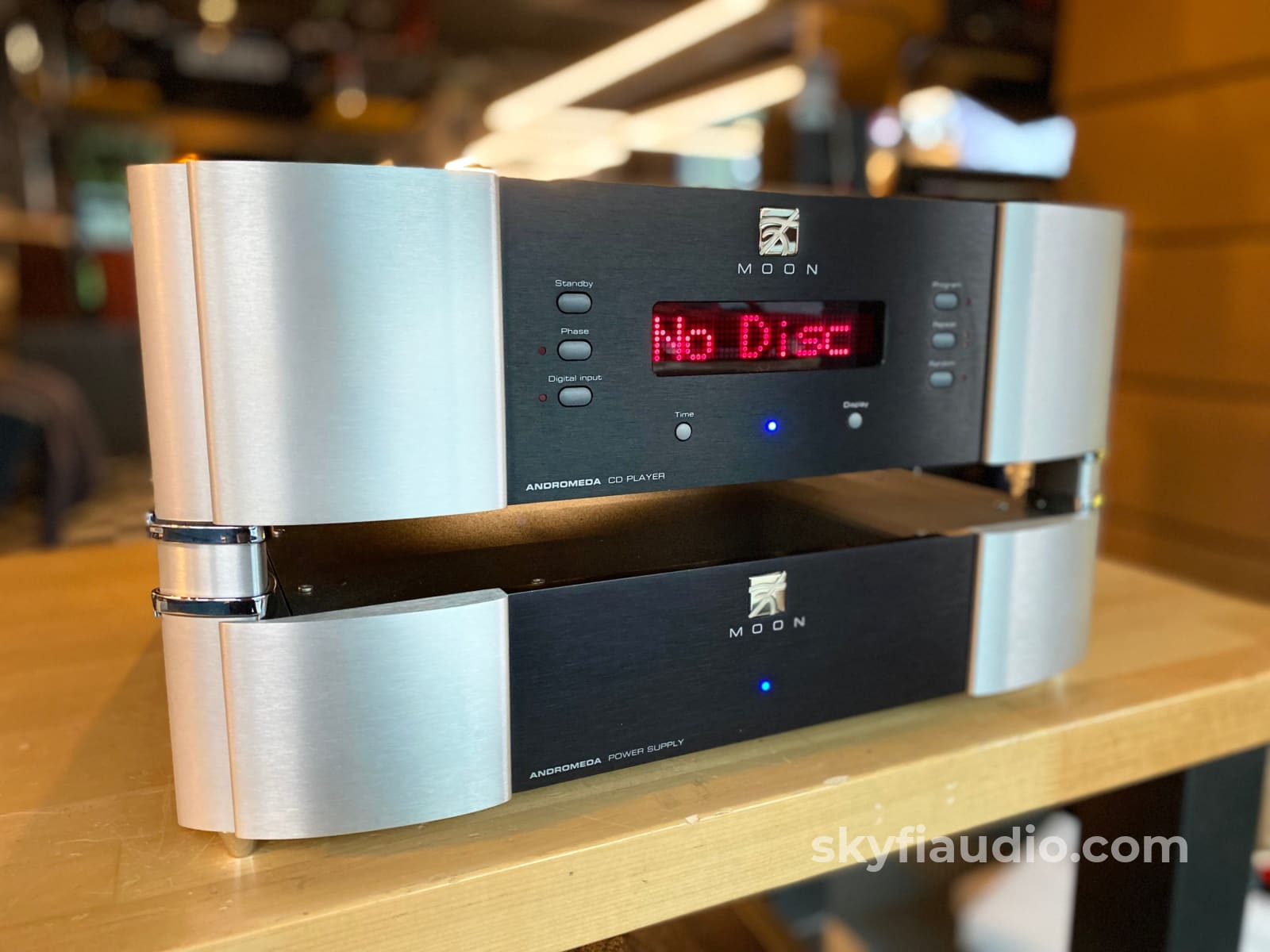 Simaudio Moon Evolution Andromeda Reference Cd Player - Dual Chassis + Digital