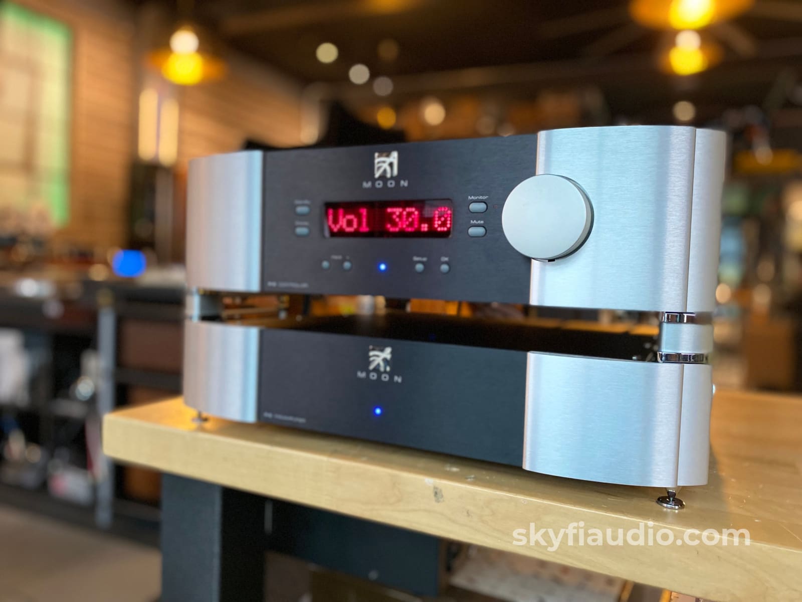 Simaudio Moon Evolution P-8 Reference Dual-Mono Preamplifier Stereophile Class A