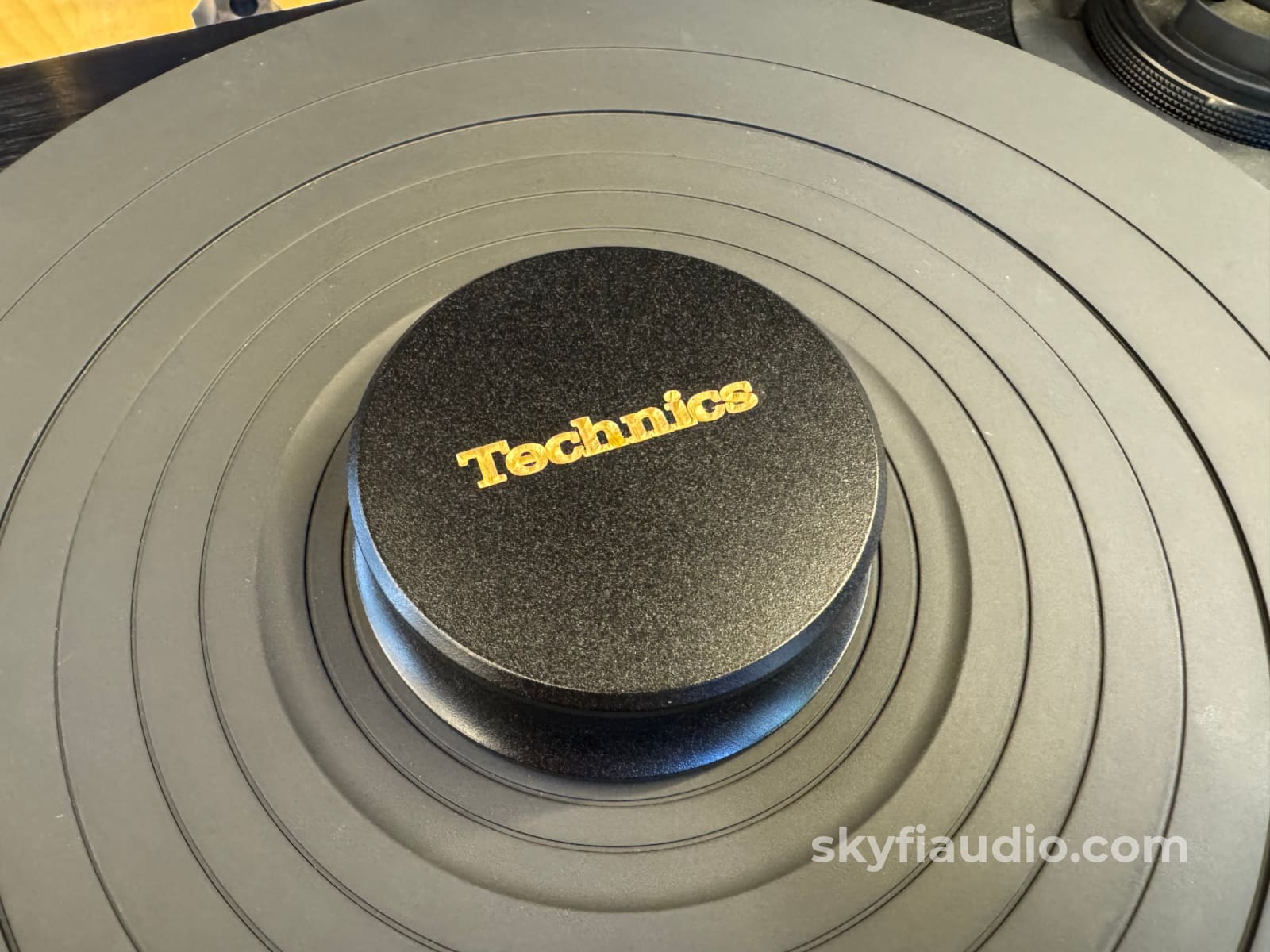 SkyFI Black Record Puck With Logo - Limited Available Accessory