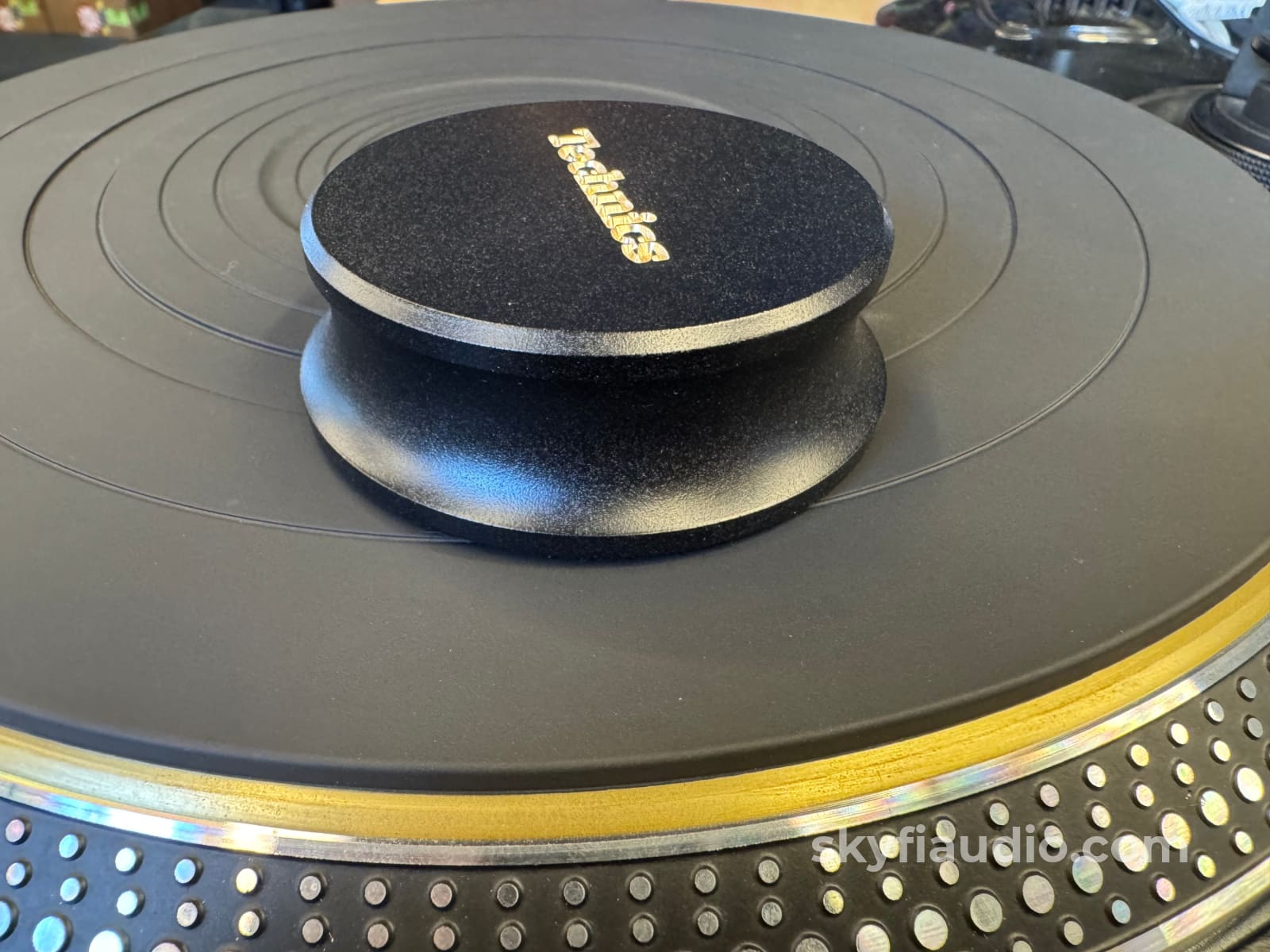 SkyFI Black Record Puck With Logo - Limited Available Accessory