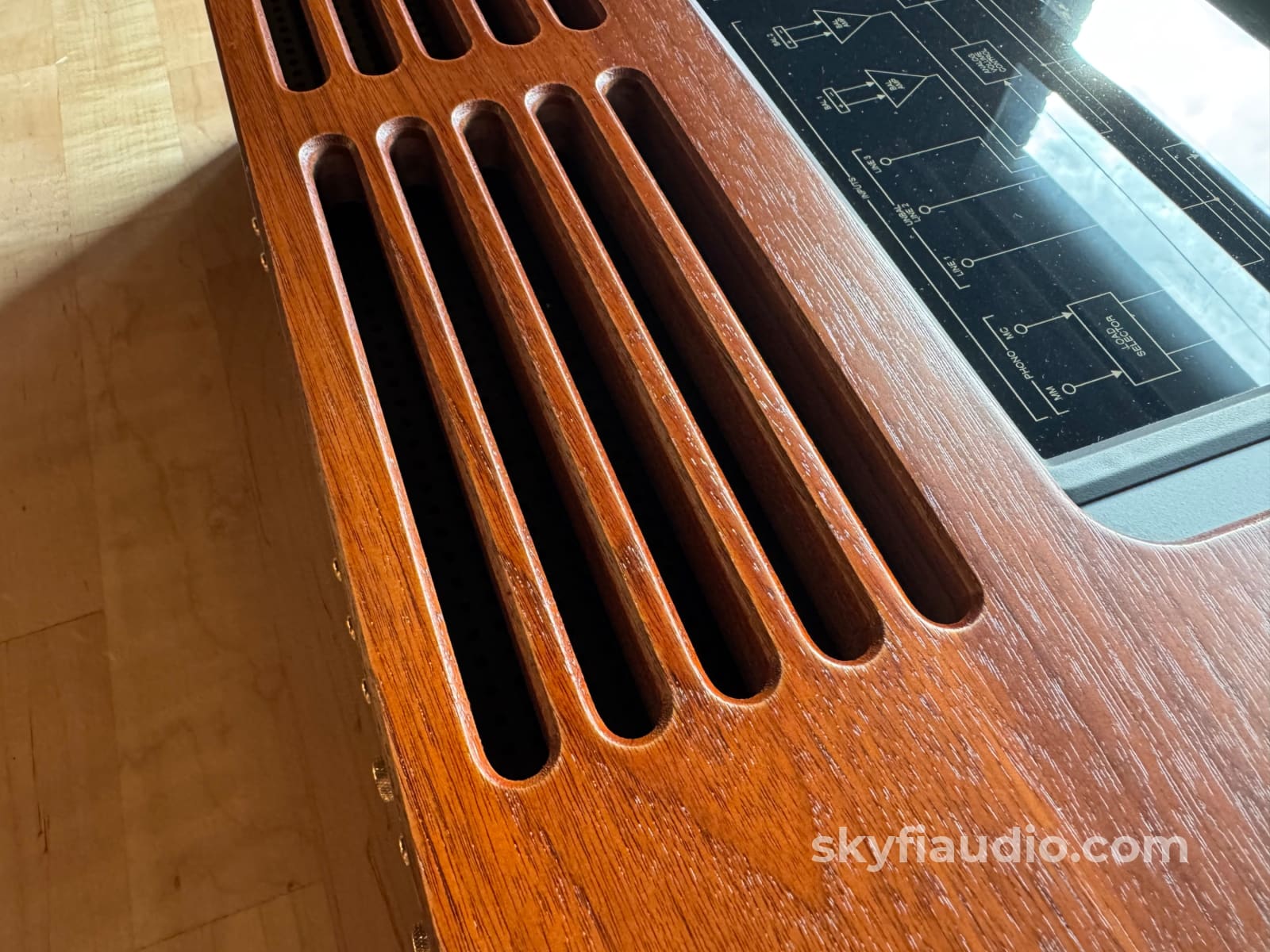 SkyFi Custom Wood Cabinet for Modern McIntosh C22 Accessory