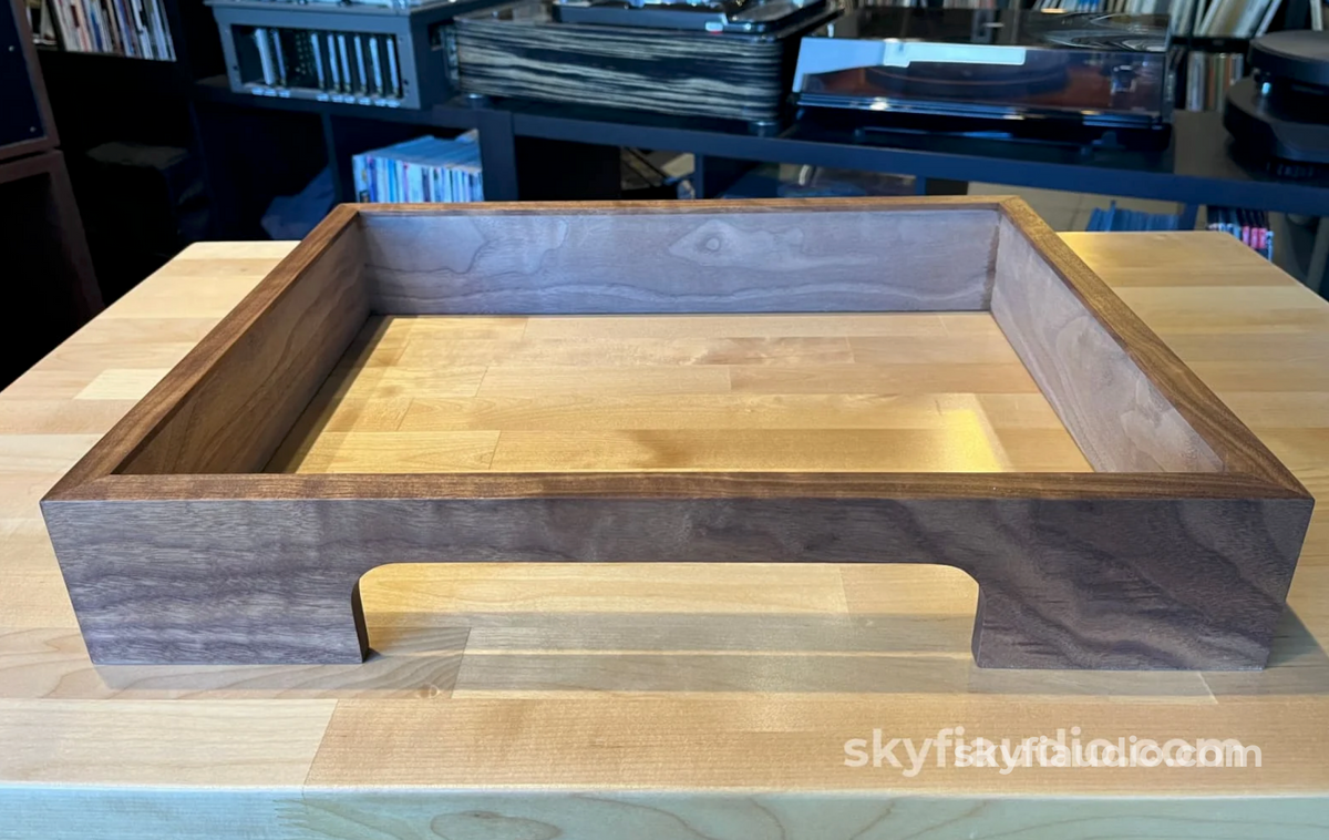 SkyFi Wood Plinth For Technics Turntables Walnut - Pre-Loved - Accessory