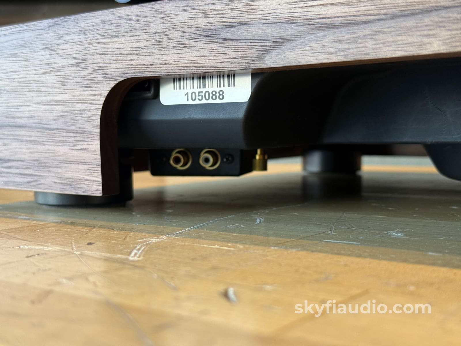 SkyFi Wood Plinth for Technics SL-1200G and Other Models Accessory