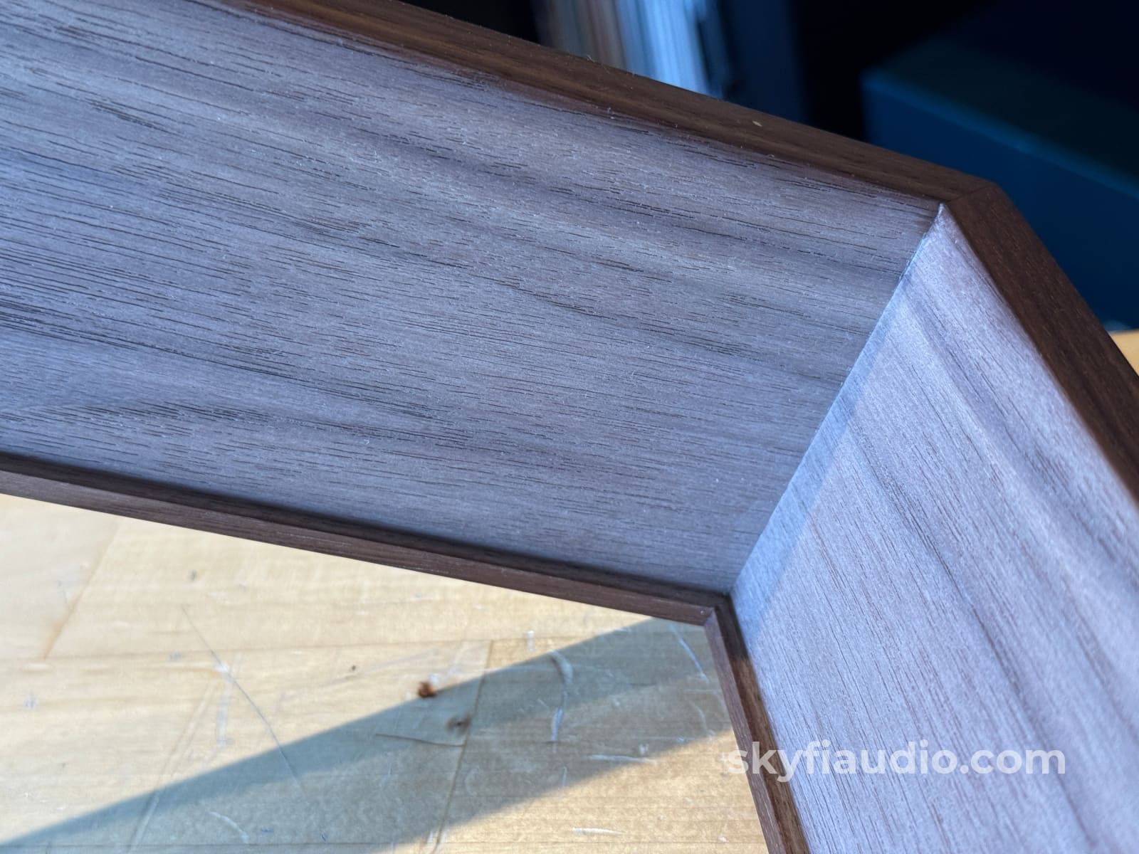 SkyFi Wood Plinth for Technics SL-1200G and Other Models Accessory