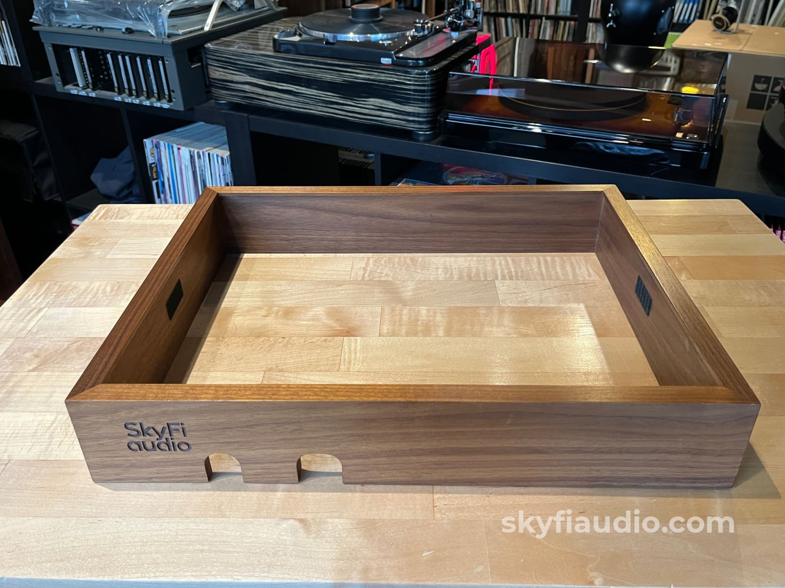 SkyFi Wood Plinth Sleeve for Technics SL-1200G - Discontinued Glossy Walnut Finish - Accessory