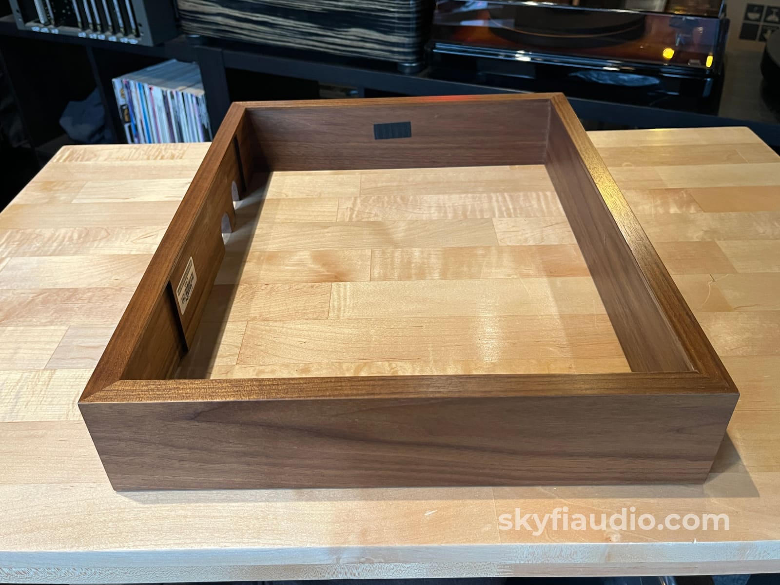 SkyFi Wood Plinth Sleeve for Technics SL-1200G - Discontinued Glossy Walnut Finish - Accessory