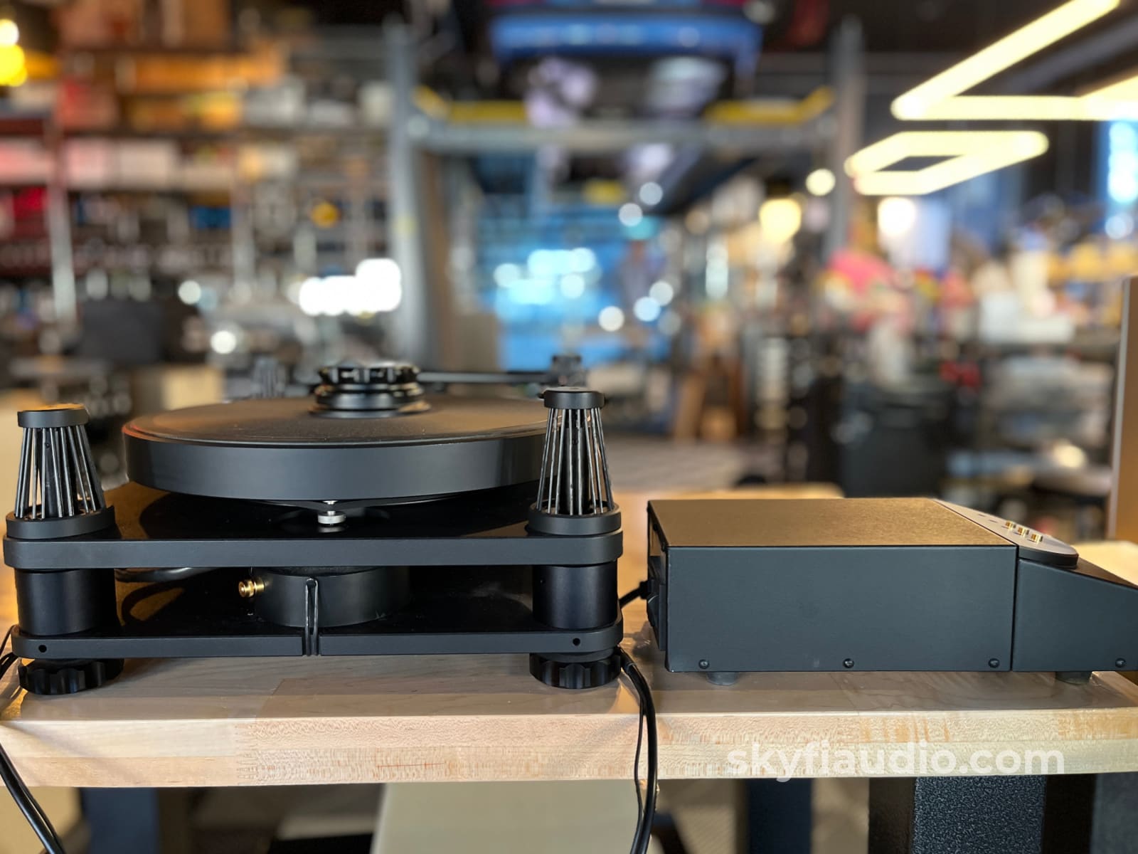 SME 20/3 Turntable - W/ Lyra Kleos MC Cartridge - SME Series V Arm Turntable