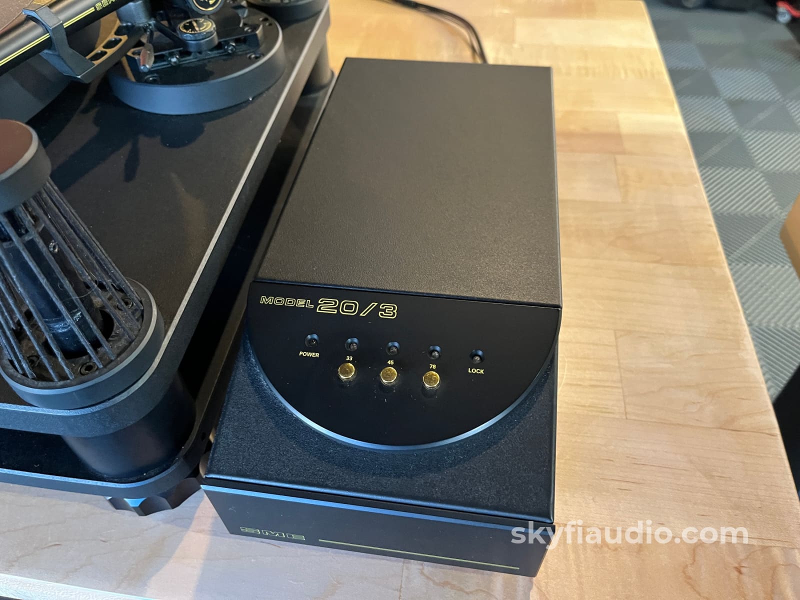 SME 20/3 Turntable - W/ Lyra Kleos MC Cartridge - SME Series V Arm Turntable