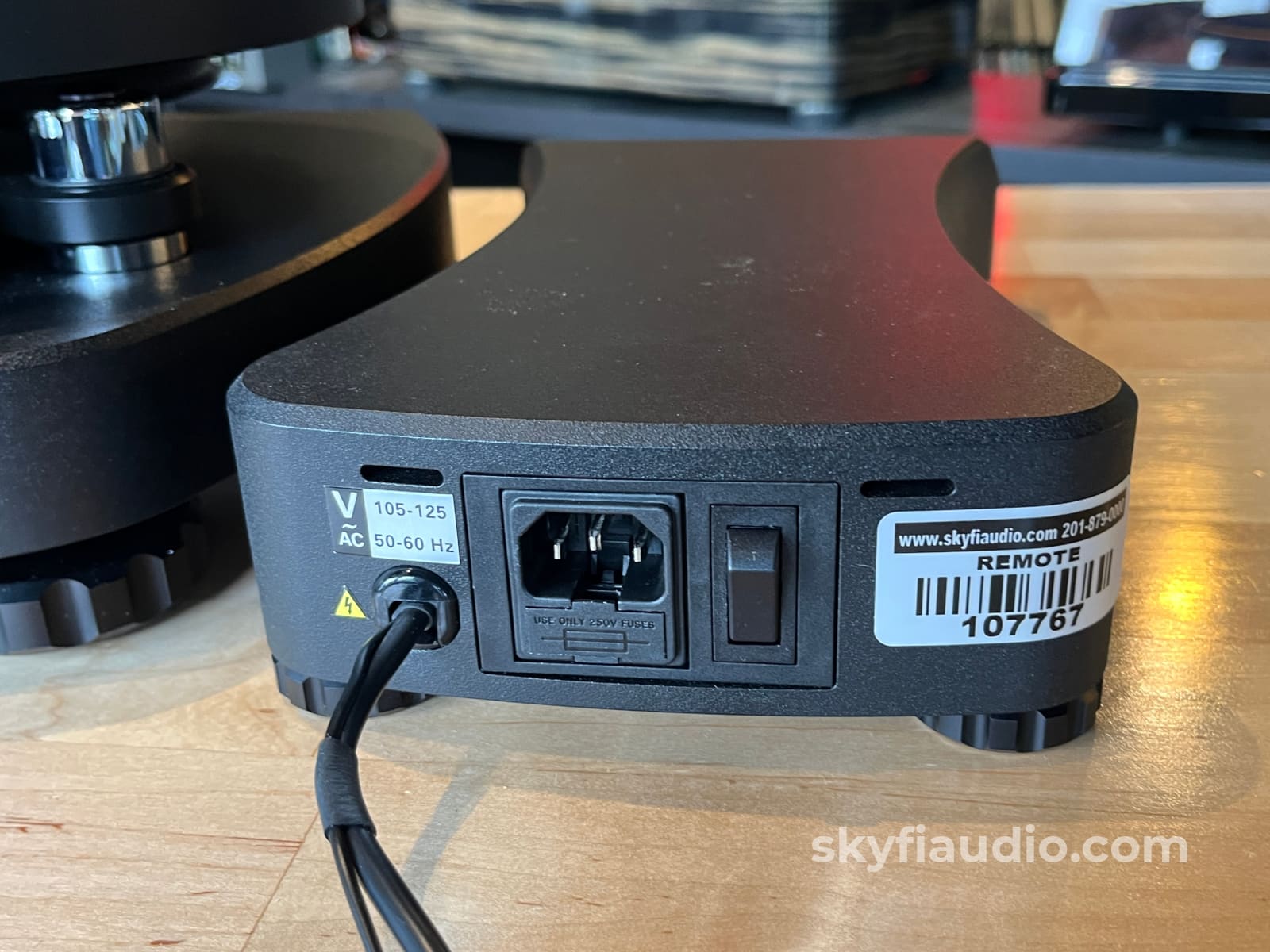 SME Model 12A Turntable Paired W/ Lyra Kleos MC Cartridge - Turntable