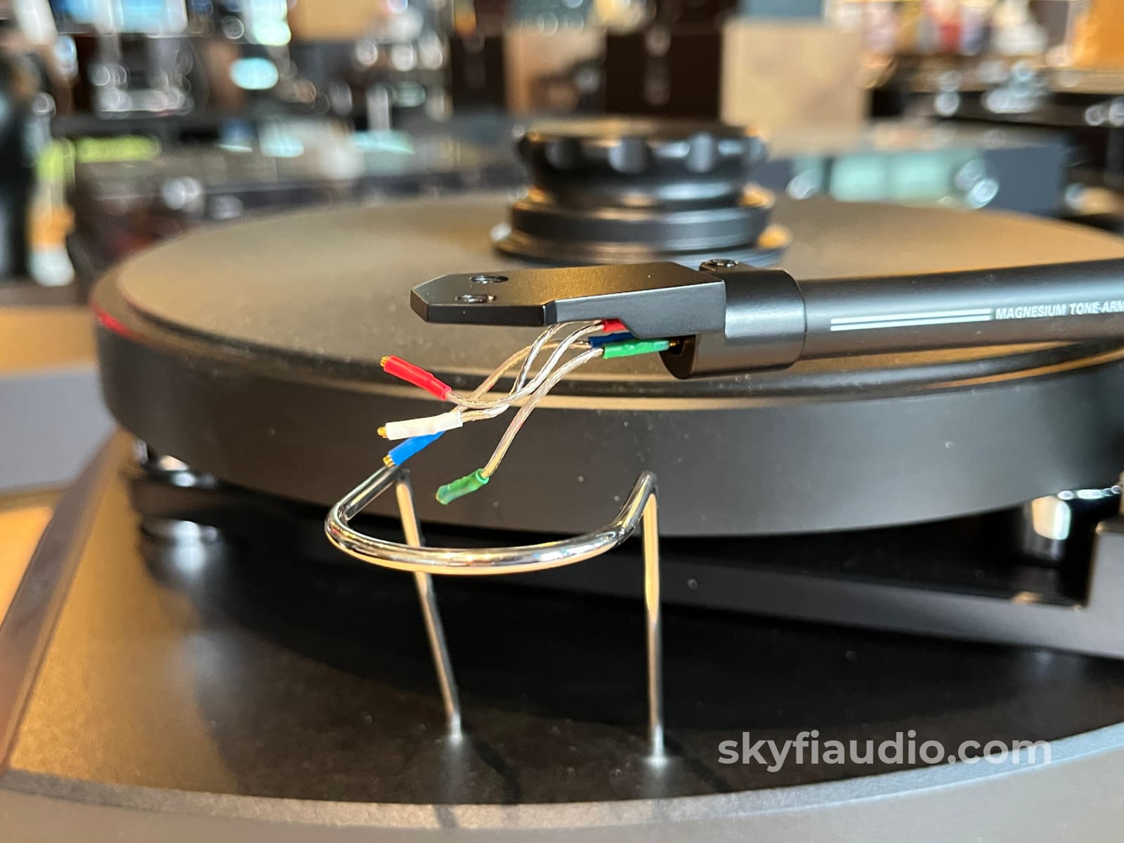 SME Model 12A Turntable Paired W/ Lyra Kleos MC Cartridge - Turntable