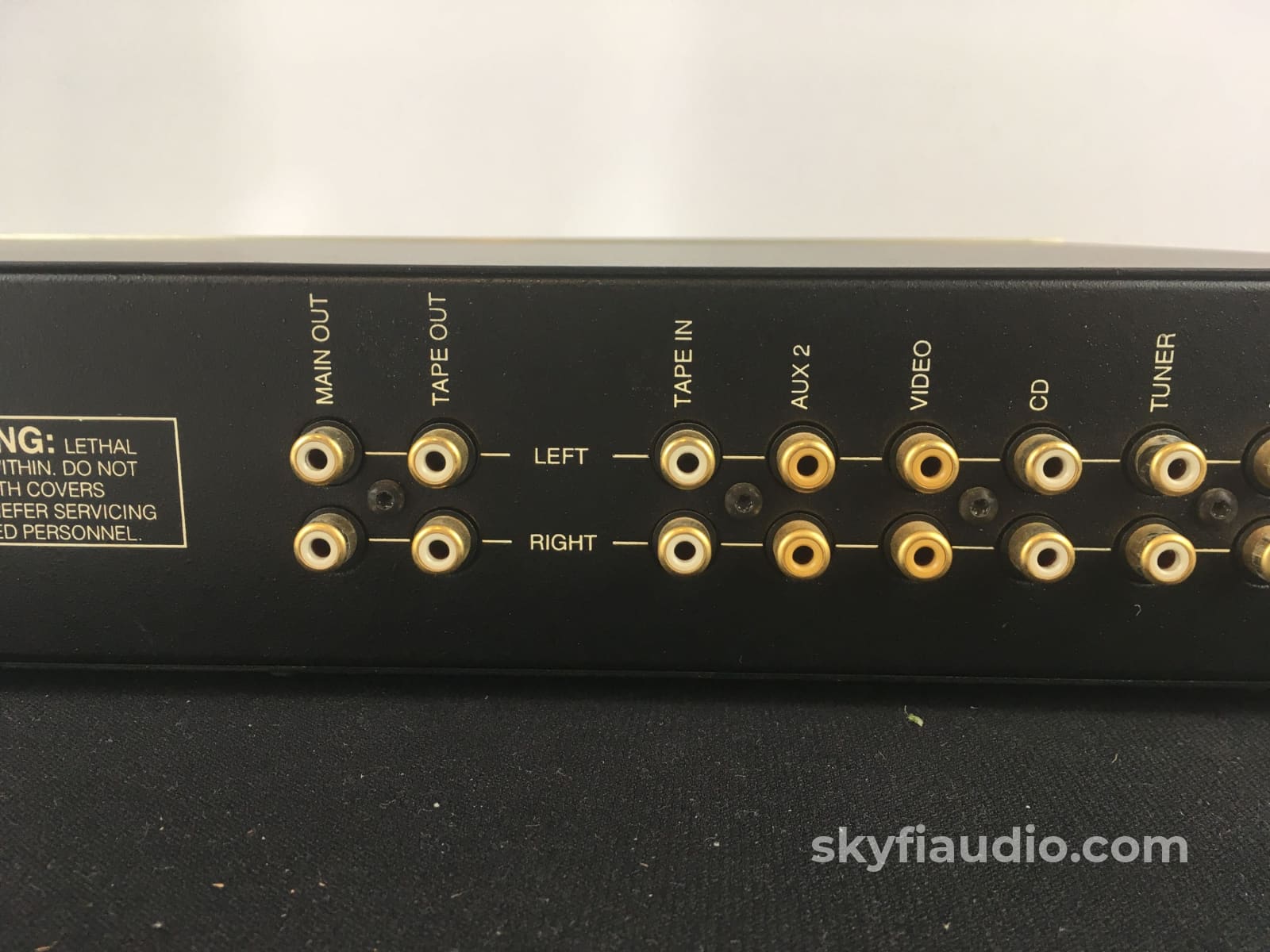 Sonographe Sc25 Fet Preamp By Conrad-Johnson Preamplifier