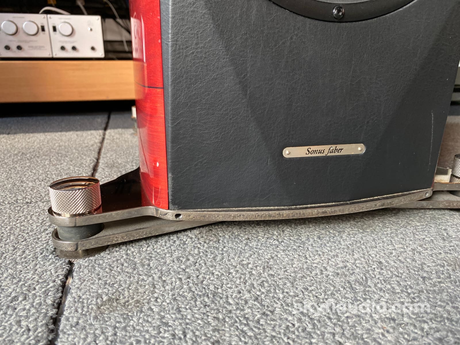 Sonus Faber Amati Futura Speakers - Italian Excellence