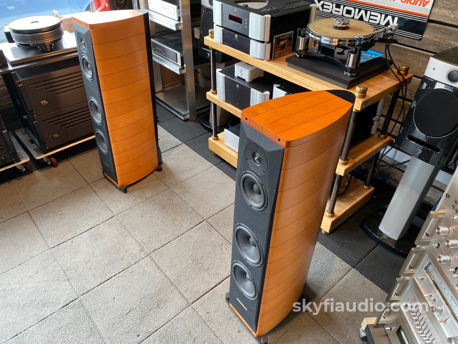 Sonus Faber Cremona Speakers In Maple Wood - Made Italy