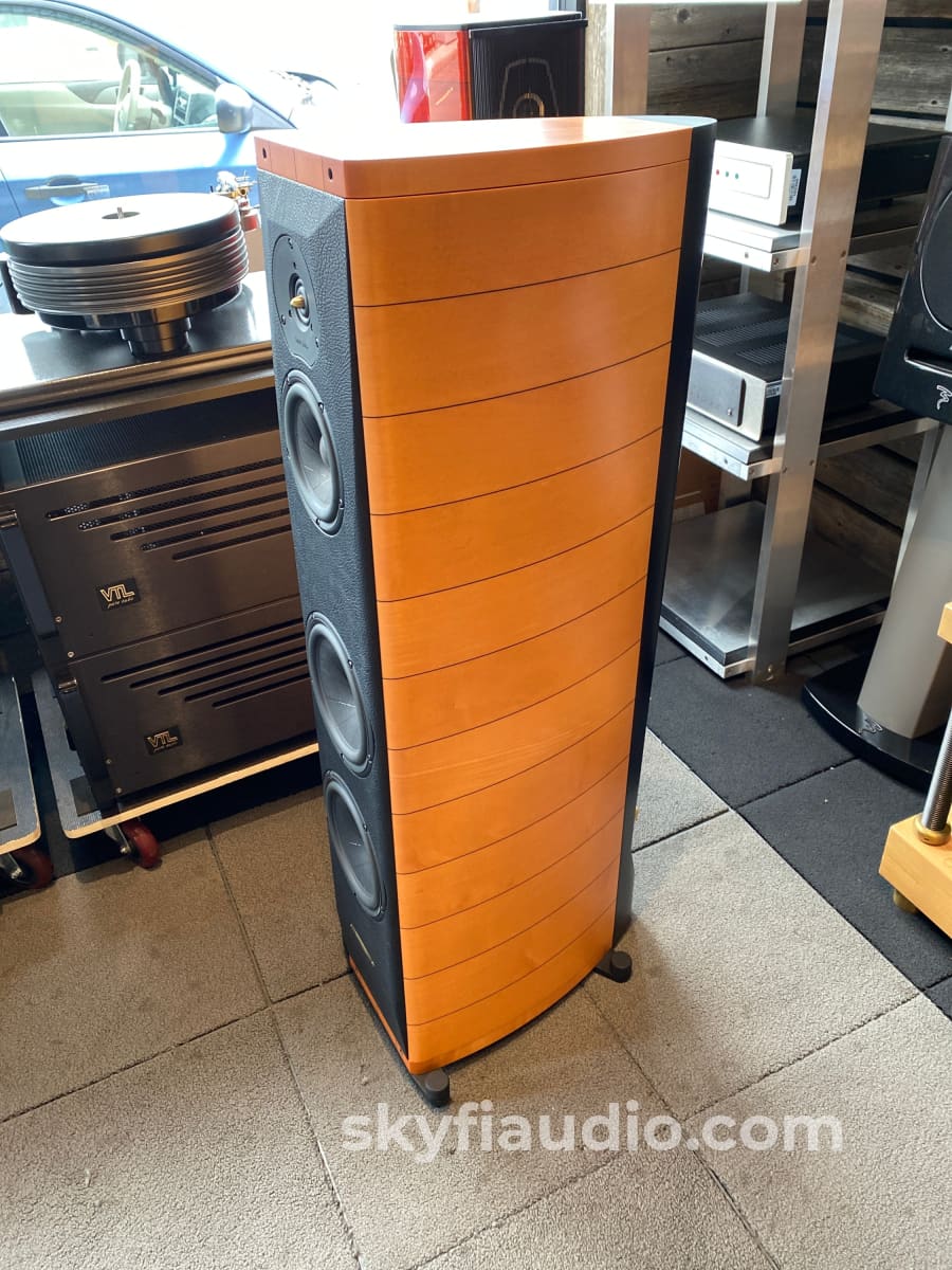 Sonus Faber Cremona Speakers In Maple Wood - Made Italy