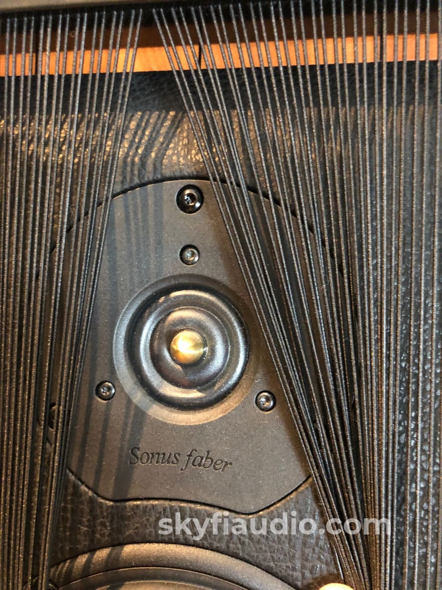 Sonus Faber Cremona Speakers - Made In Italy