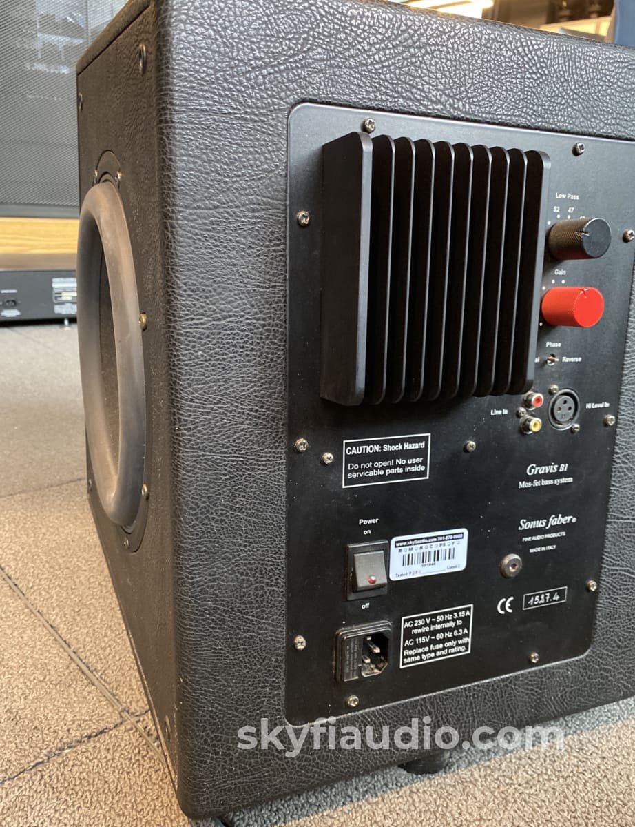 Sonus Faber - Gravis B1 Subwoofer Featuring Three 10 Drivers Speakers