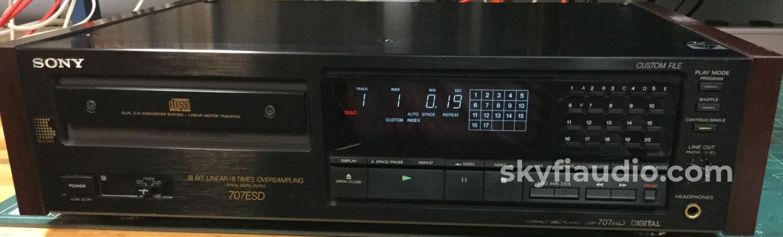 Sony Cdp-707Esd Cd Player + Digital