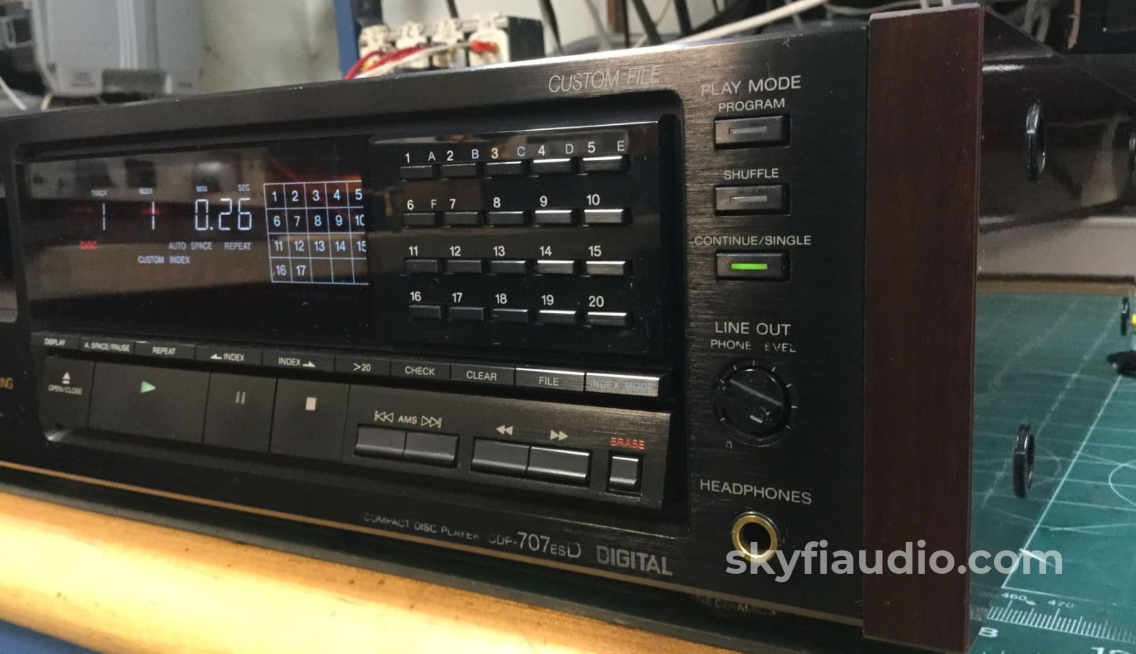 Sony Cdp-707Esd Cd Player + Digital
