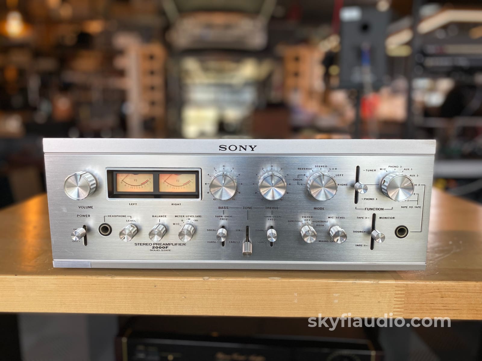 Sony Ta-2000F Vintage Preamplifier With Phono And Meters