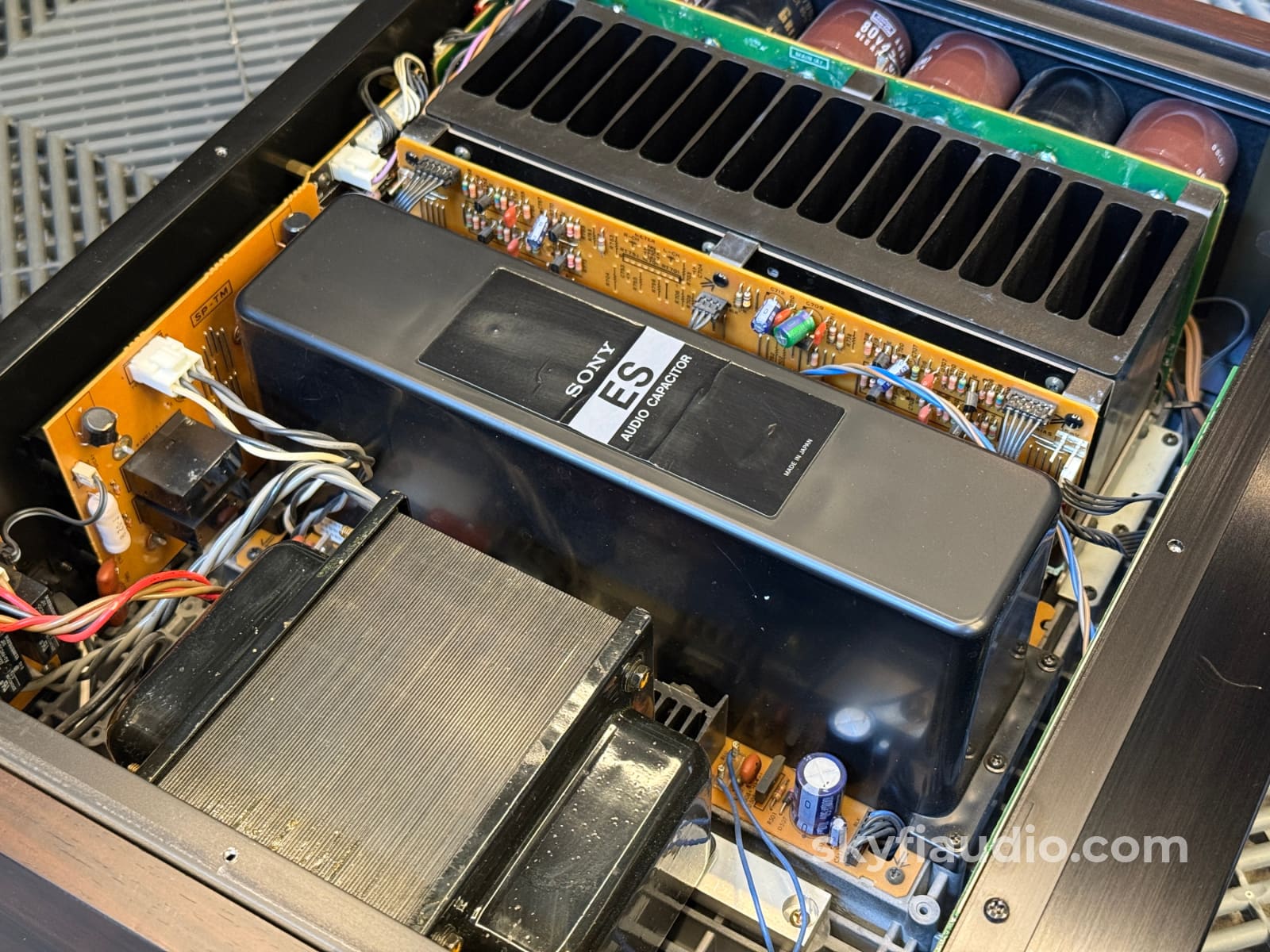 Sony TA-N80ES Vintage ES Series Solid State Amplifier - 200W - Amplifier