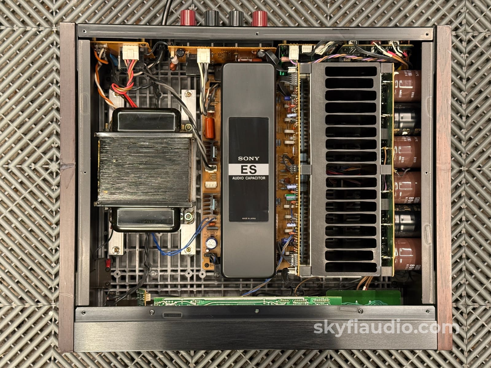 Sony TA-N80ES Solid State amplifier - 200W - Amplifier