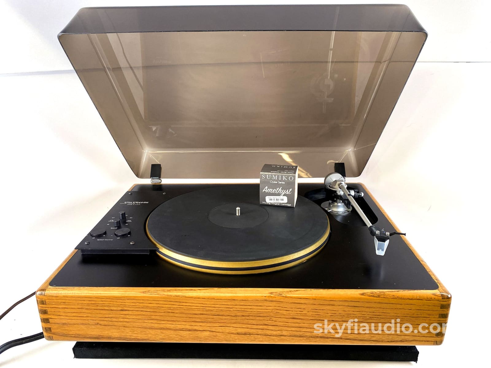 Sota Sapphire Turntable - With A Signet Xk35 Tonearm And New Sumiko Amethyst Cartridge
