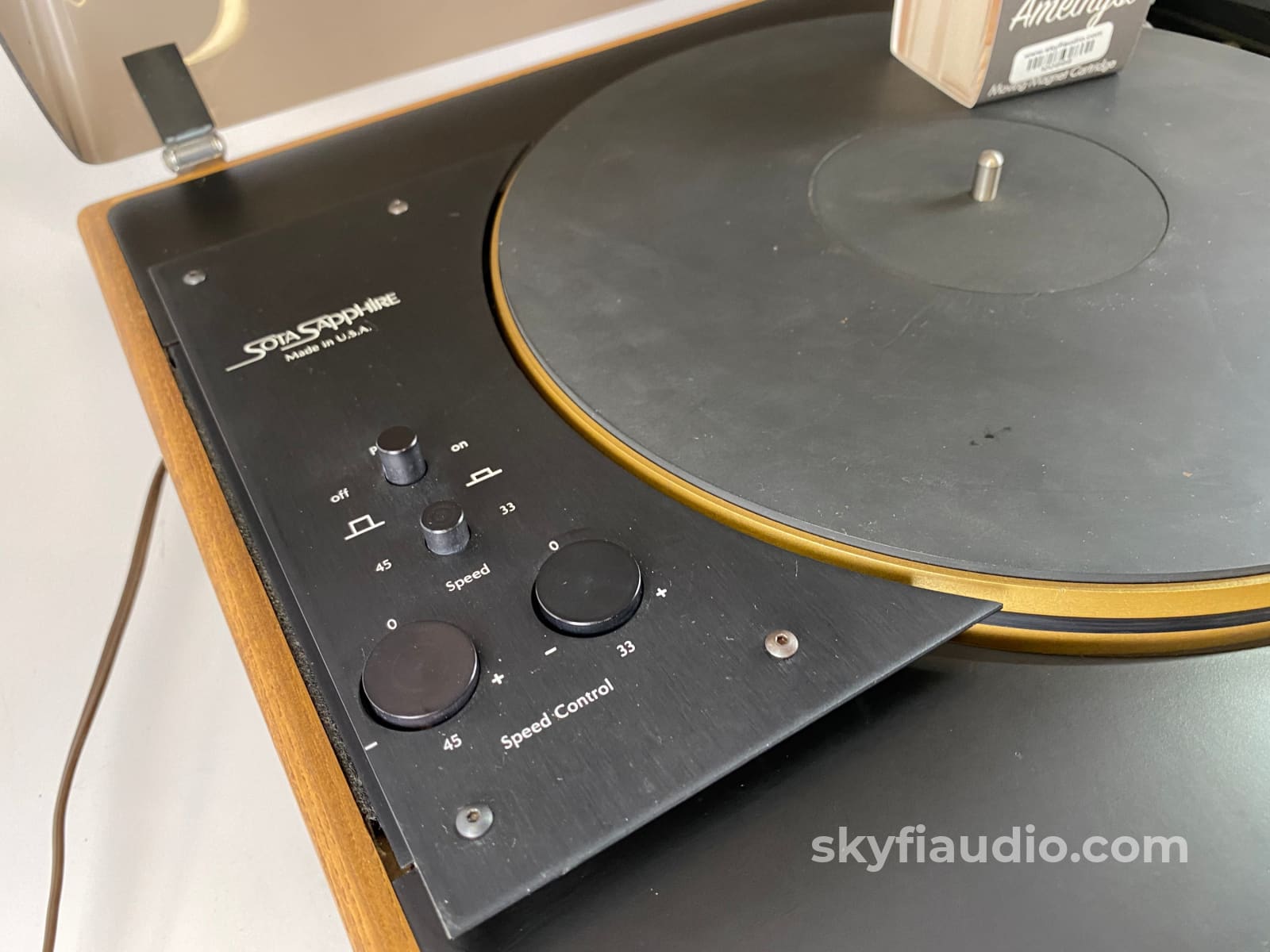 Sota Sapphire Turntable - With A Signet Xk35 Tonearm And New Sumiko Amethyst Cartridge