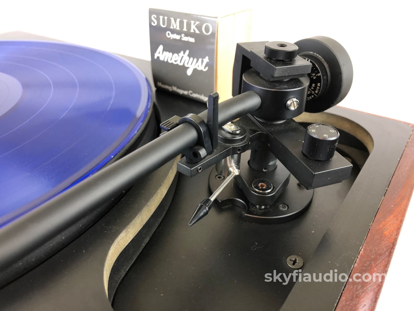 Sota Sapphire Turntable With Vacuum Platter And New Sumiko Amethyst Cartridge