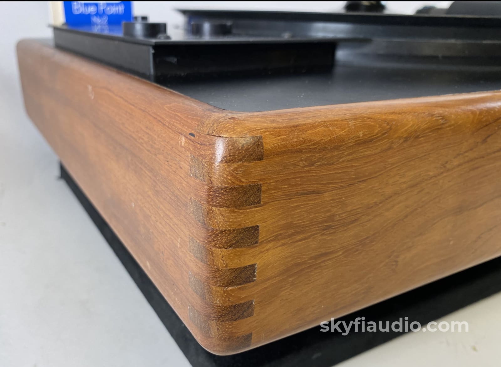 Sota Sapphire Turntable With Vacuum Platter Eminent Technology Tonearm And New Sumiko Cartridge