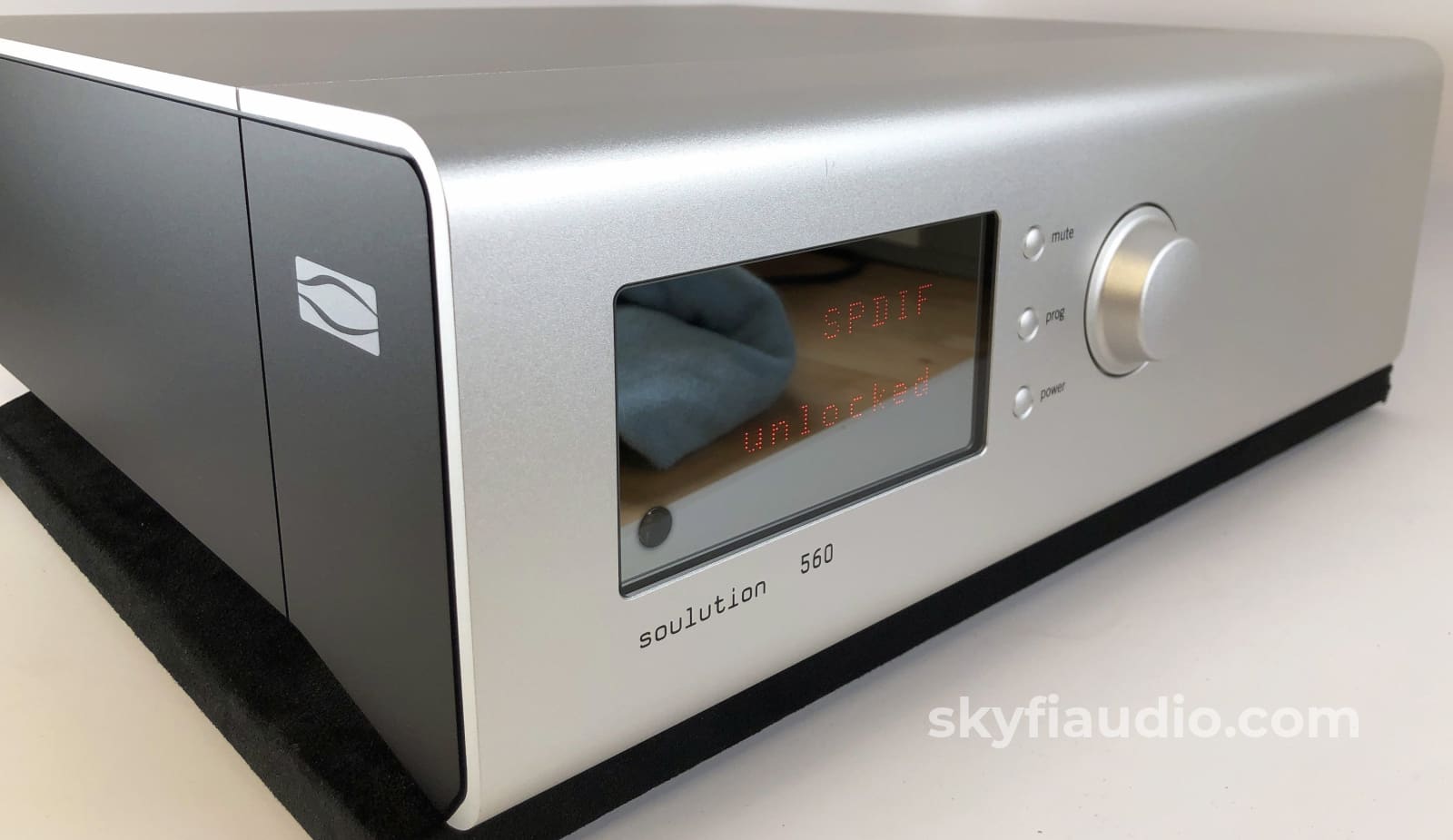 Soulution Audio 560 D/A Converter - Dsd Capable Very Advanced And Great Reviews $35K Msrp Cd +